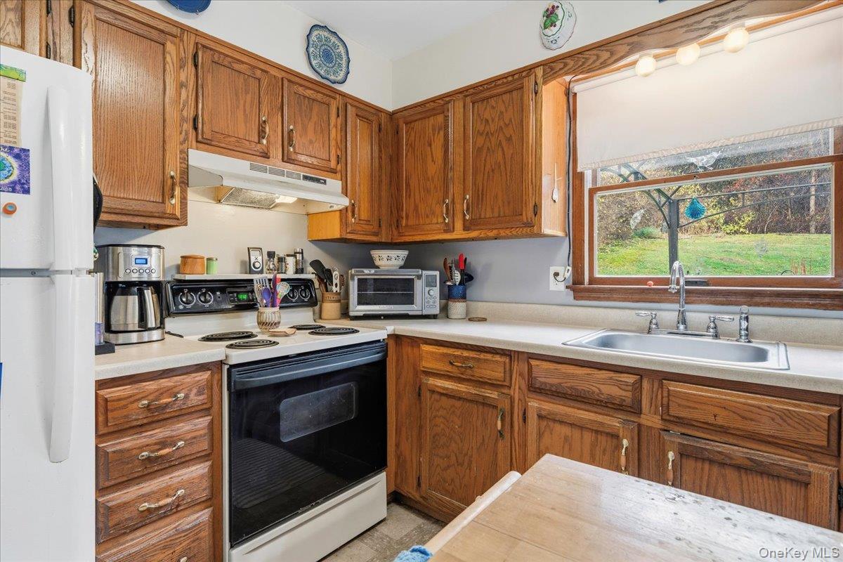 #11 photo, 8 Maple Avenue, Goshen , NY 10924