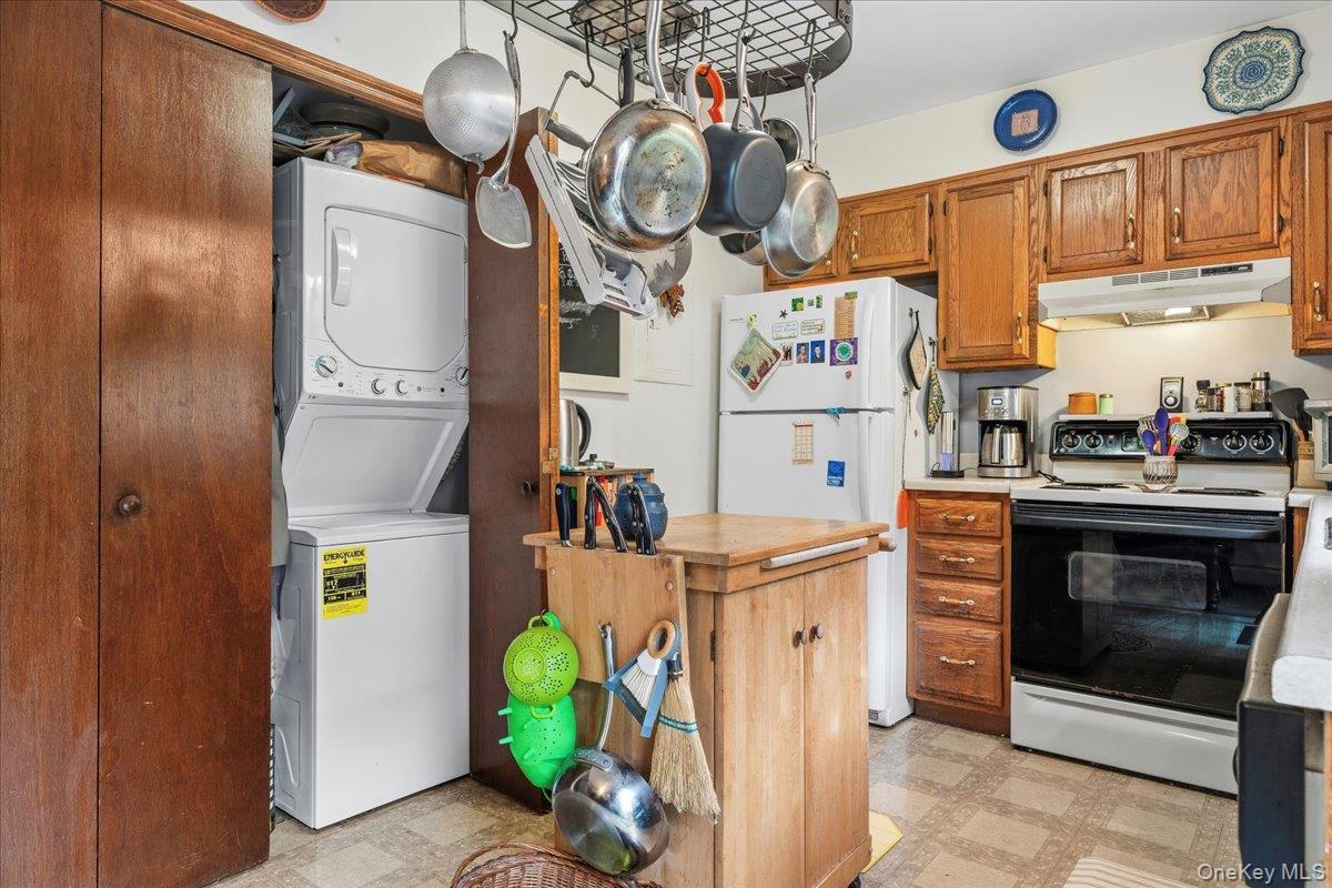 #16 photo, 8 Maple Avenue, Goshen , NY 10924