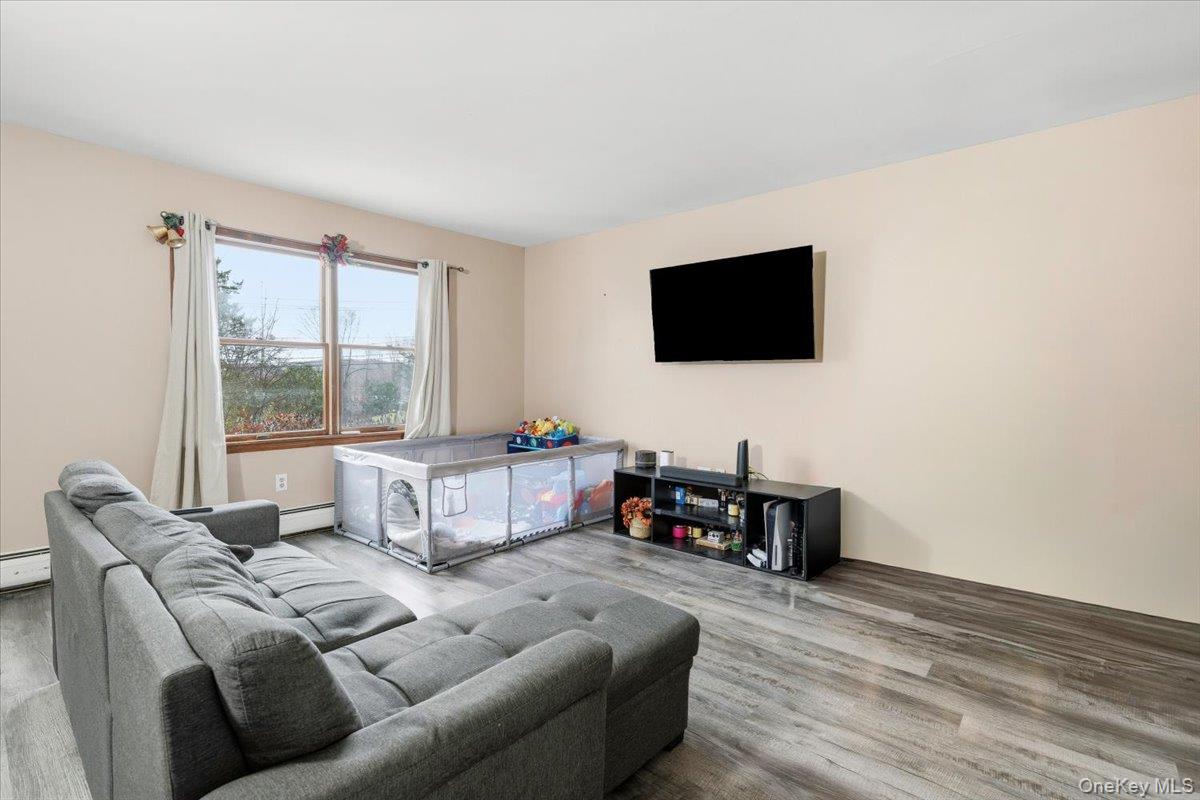 #4 photo, 6 Maple Avenue, Goshen , NY 10924