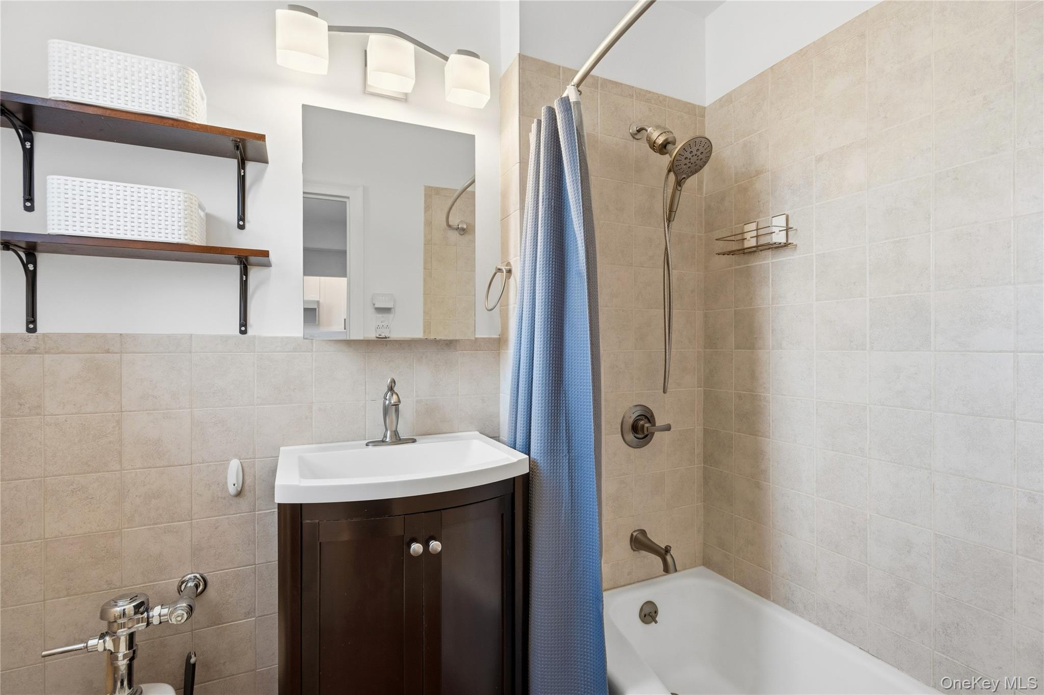 #15 photo, 141 Woodmere, Woodmere , NY 11598