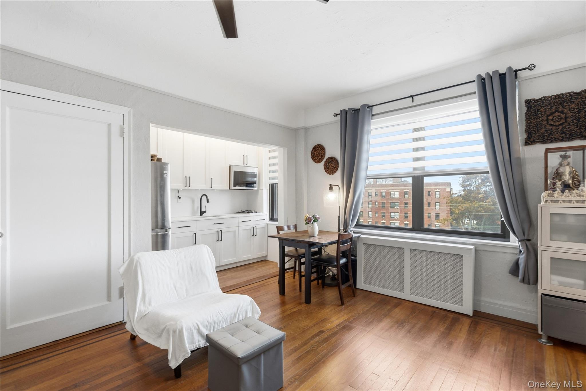 #8 photo, 141 Woodmere, Woodmere , NY 11598