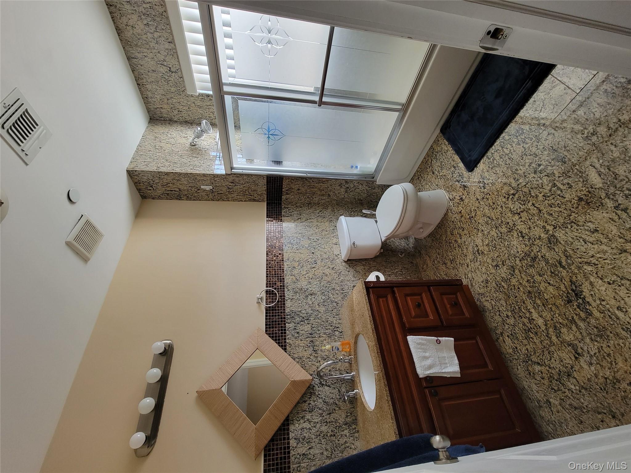 #12 photo, 329 Broadway, Bethpage , NY 11714