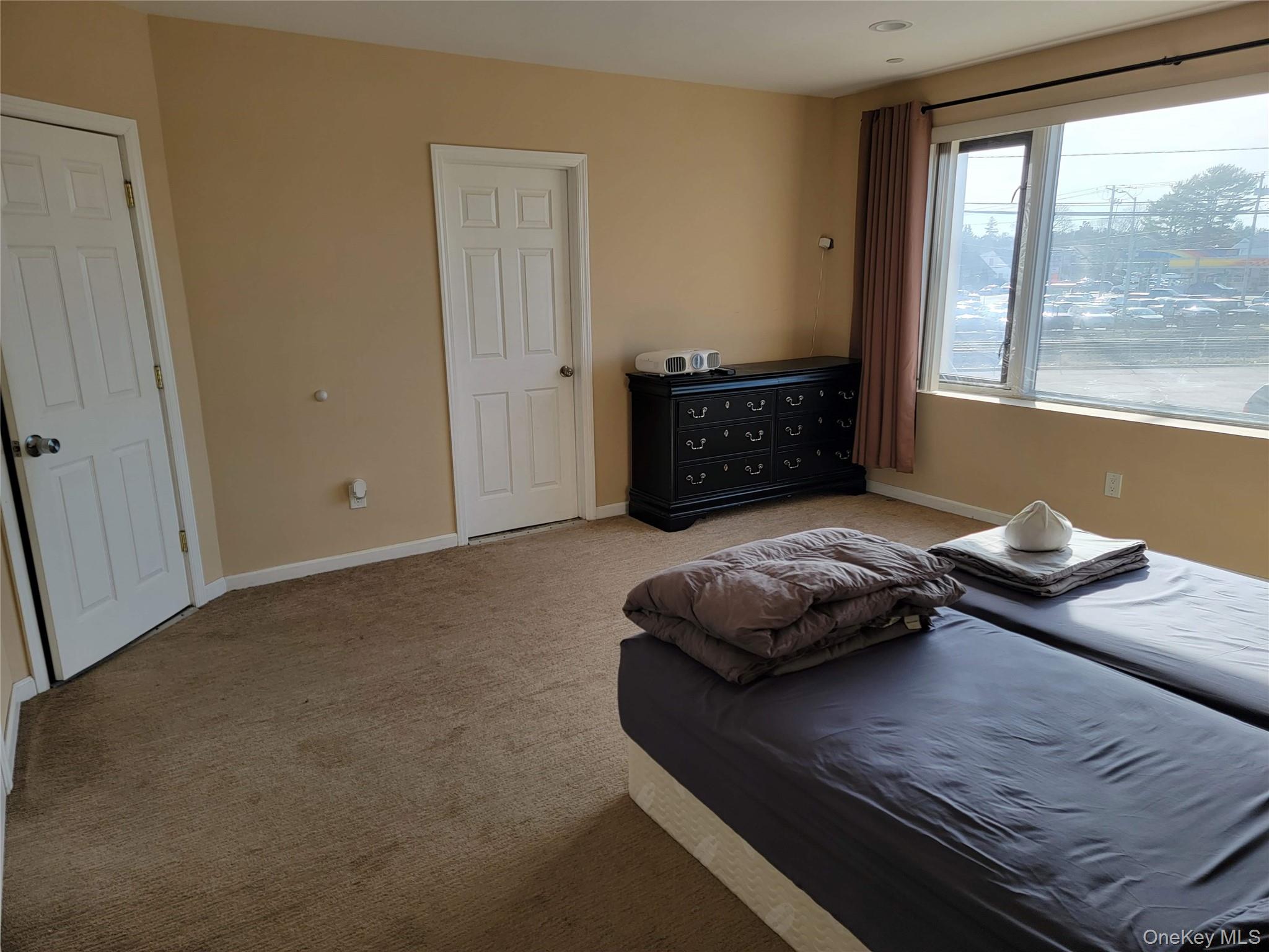 #8 photo, 329 Broadway, Bethpage , NY 11714