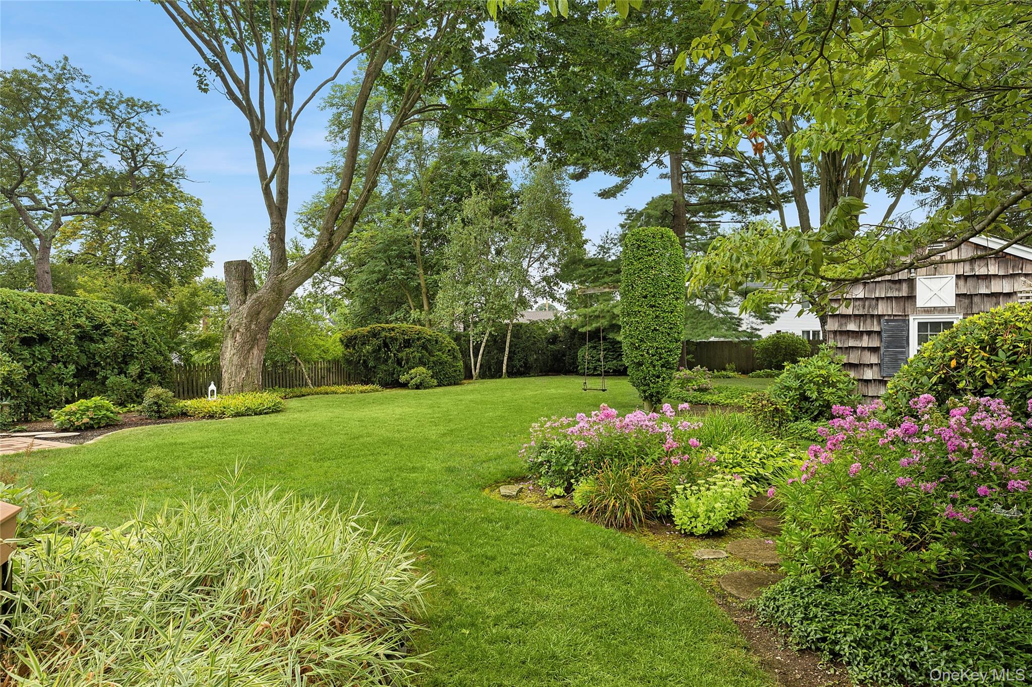 #18 photo, 222 Half Hollow Road, Deer Park , NY 11729