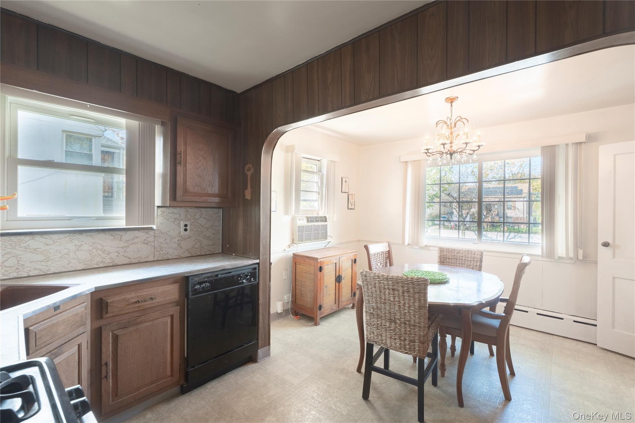 #11 photo, 1616 Hammersley Avenue, Bronx , NY 10469