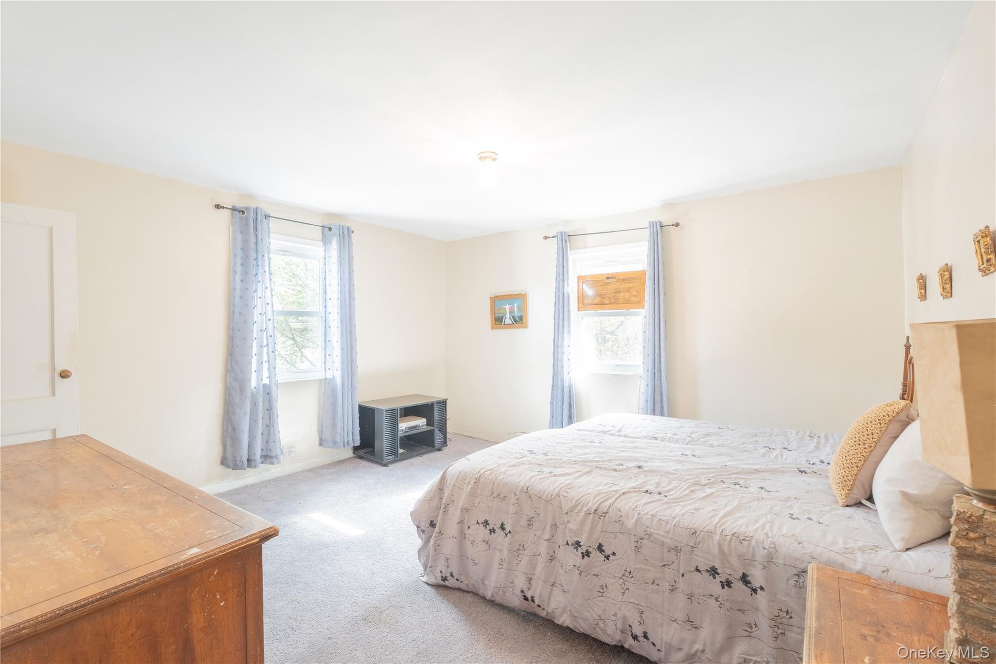 #7 photo, 1616 Hammersley Avenue, Bronx , NY 10469