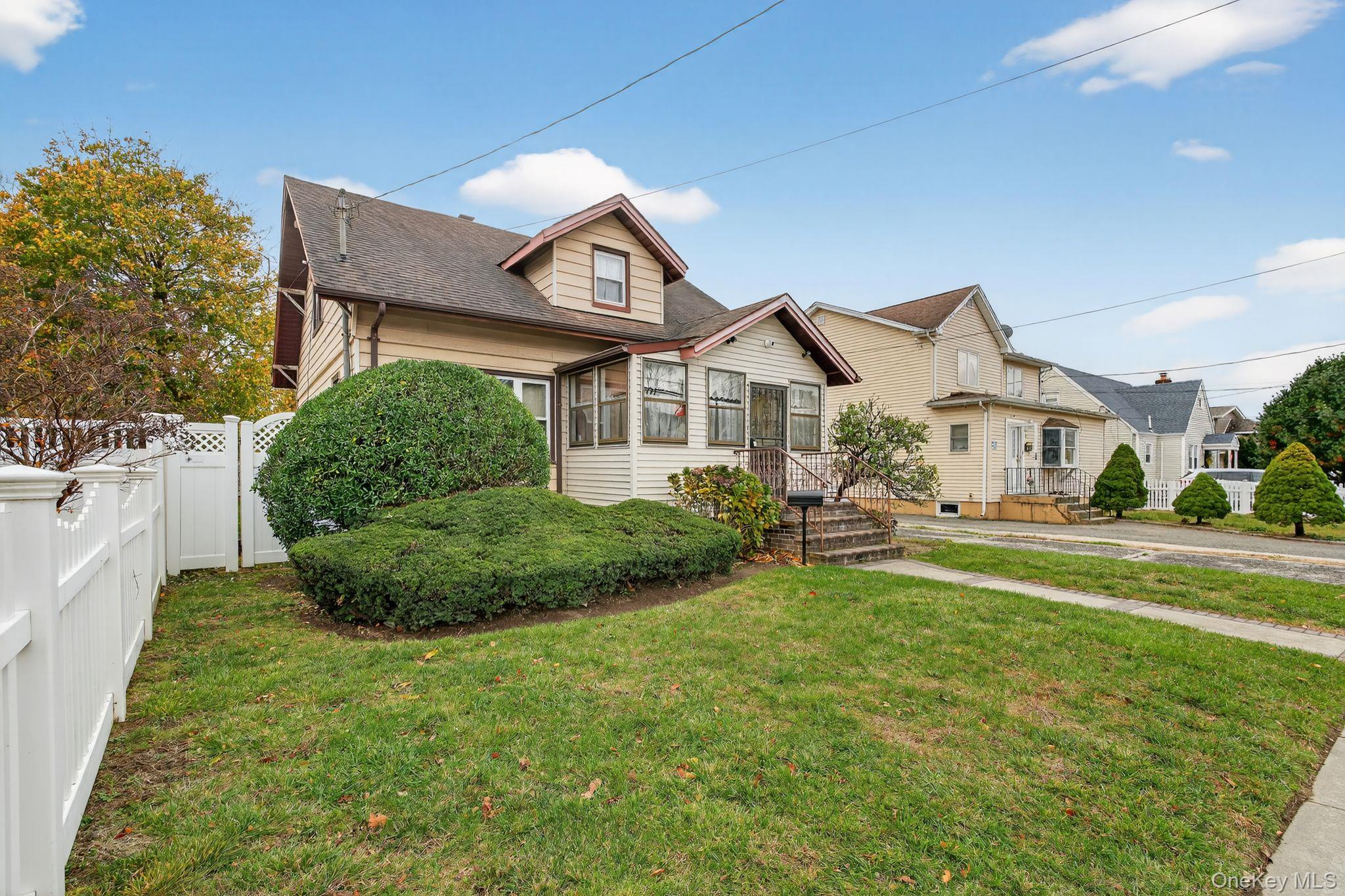 #2 photo, 82 E Clinton Avenue, Roosevelt , NY 11575