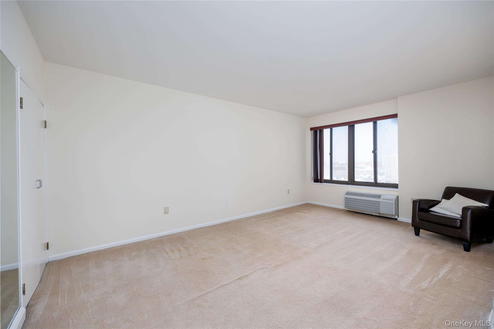 #6 photo, 100 W Broadway, Long Beach , NY 11561