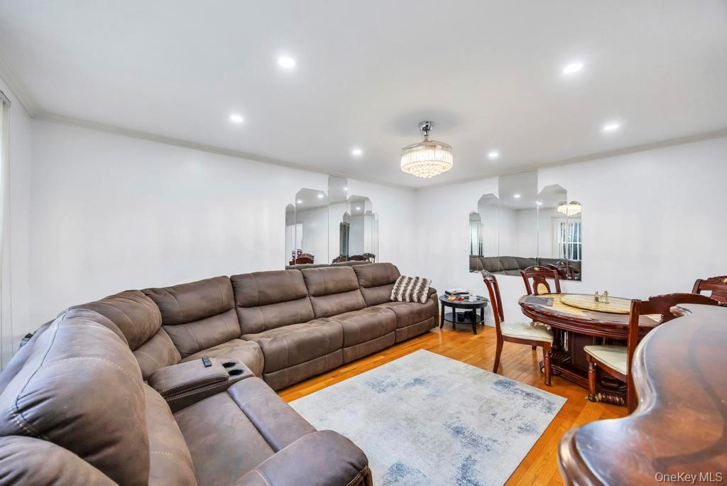 #9 photo, 252-15 72nd Avenue, Bellerose , NY 11426