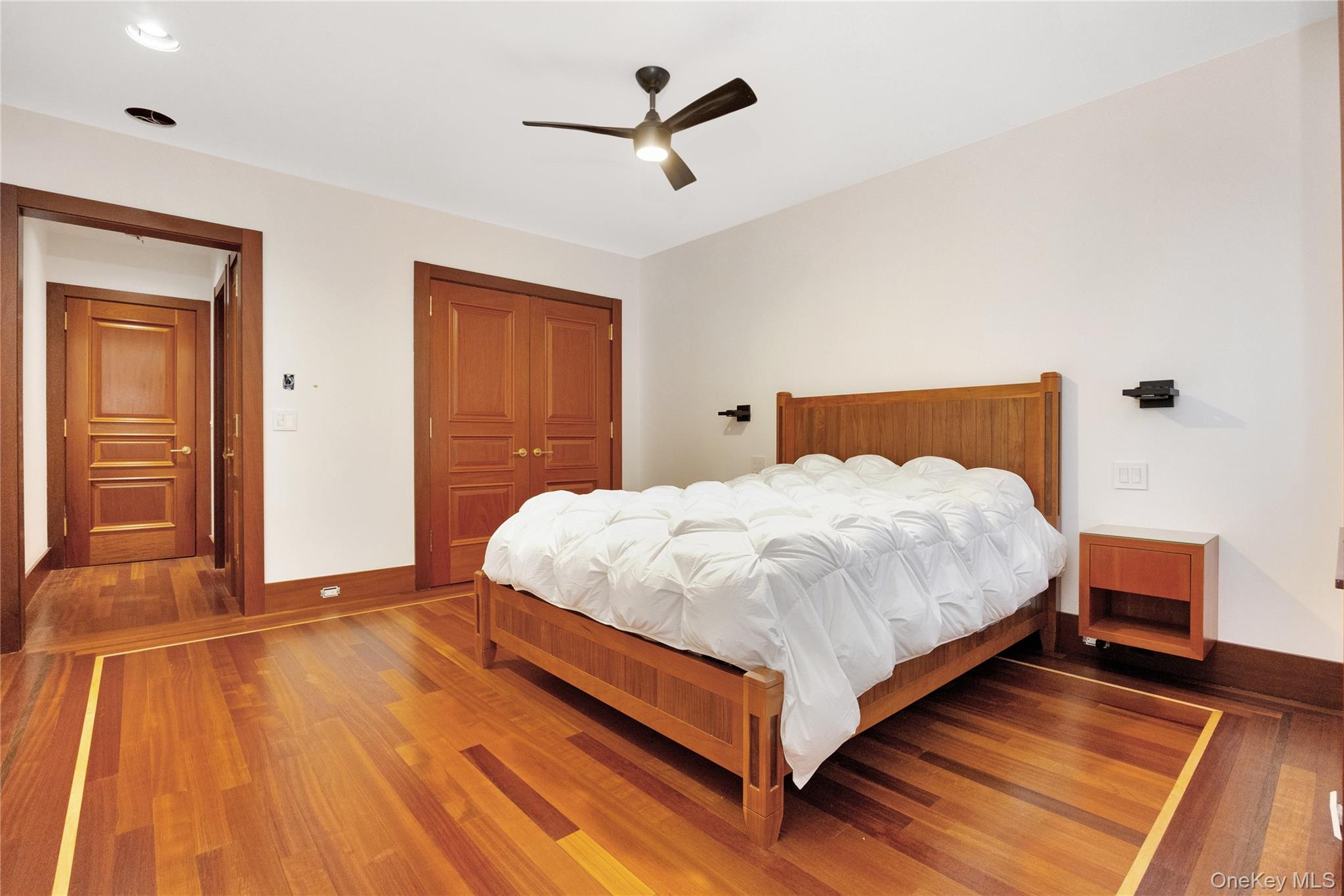 #15 photo, 181 Walnut Street, Lynbrook , NY 11563