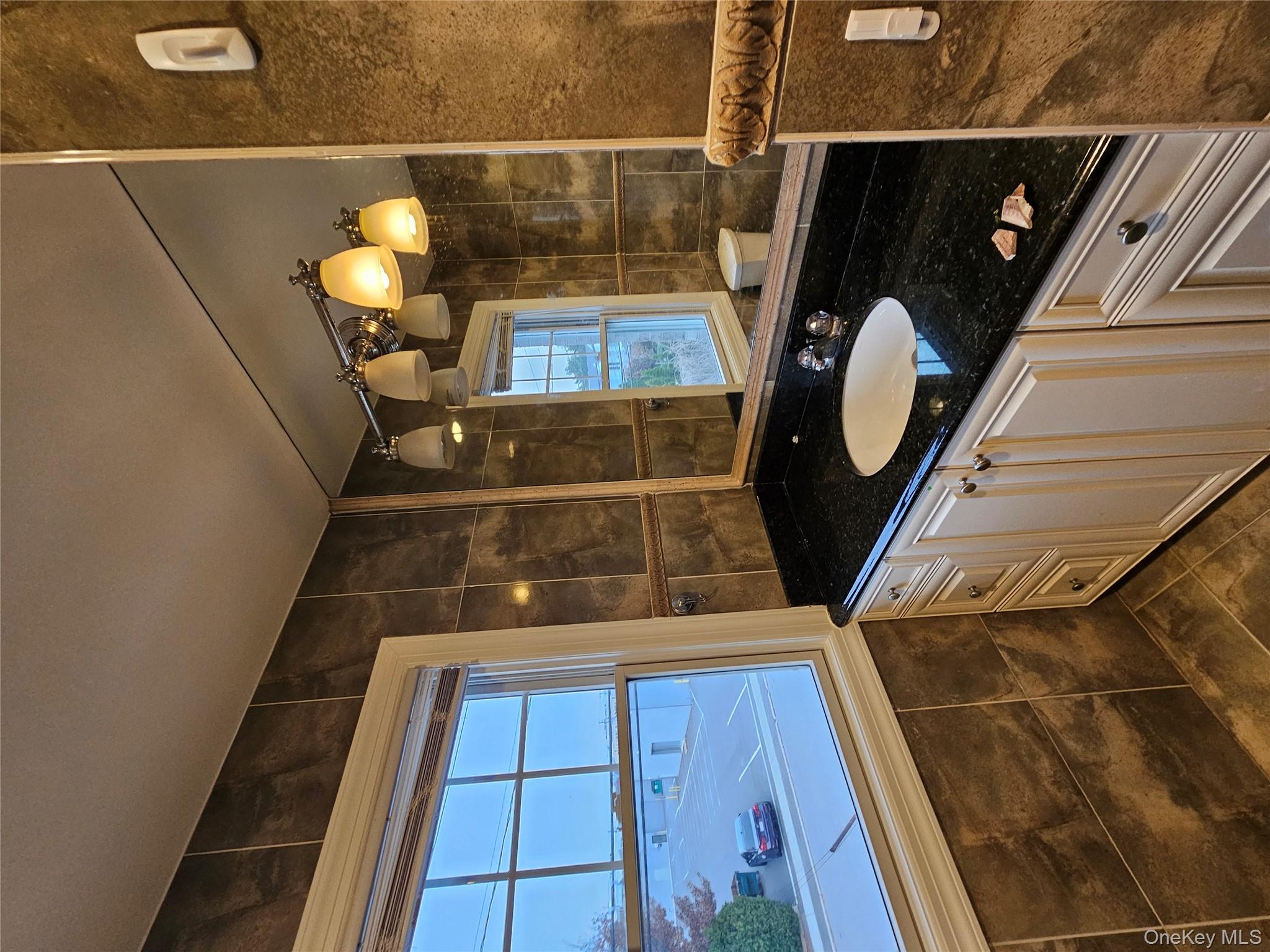 #16 photo, 11A 16th Street, Jericho , NY 11801