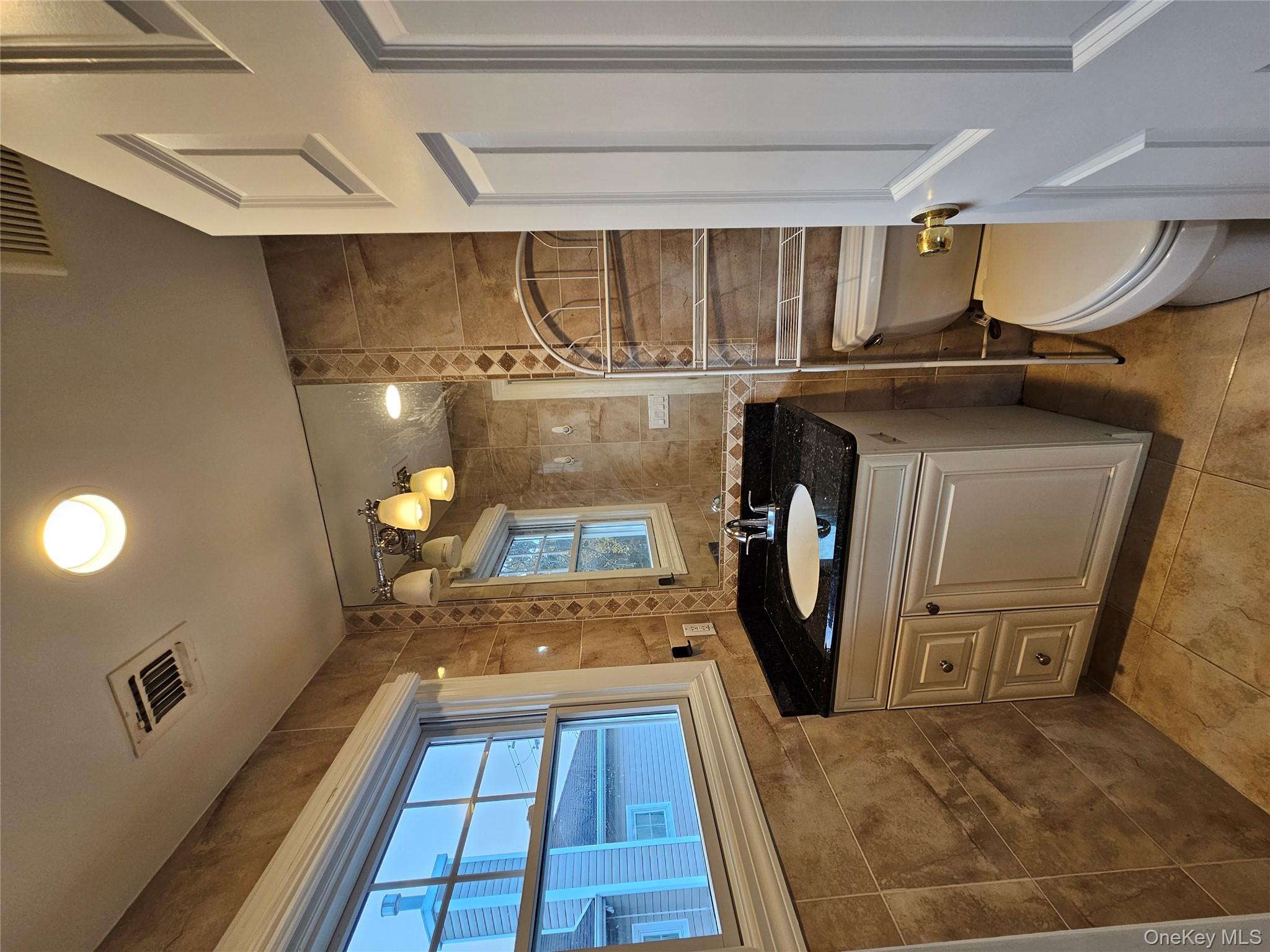 #19 photo, 11A 16th Street, Jericho , NY 11801