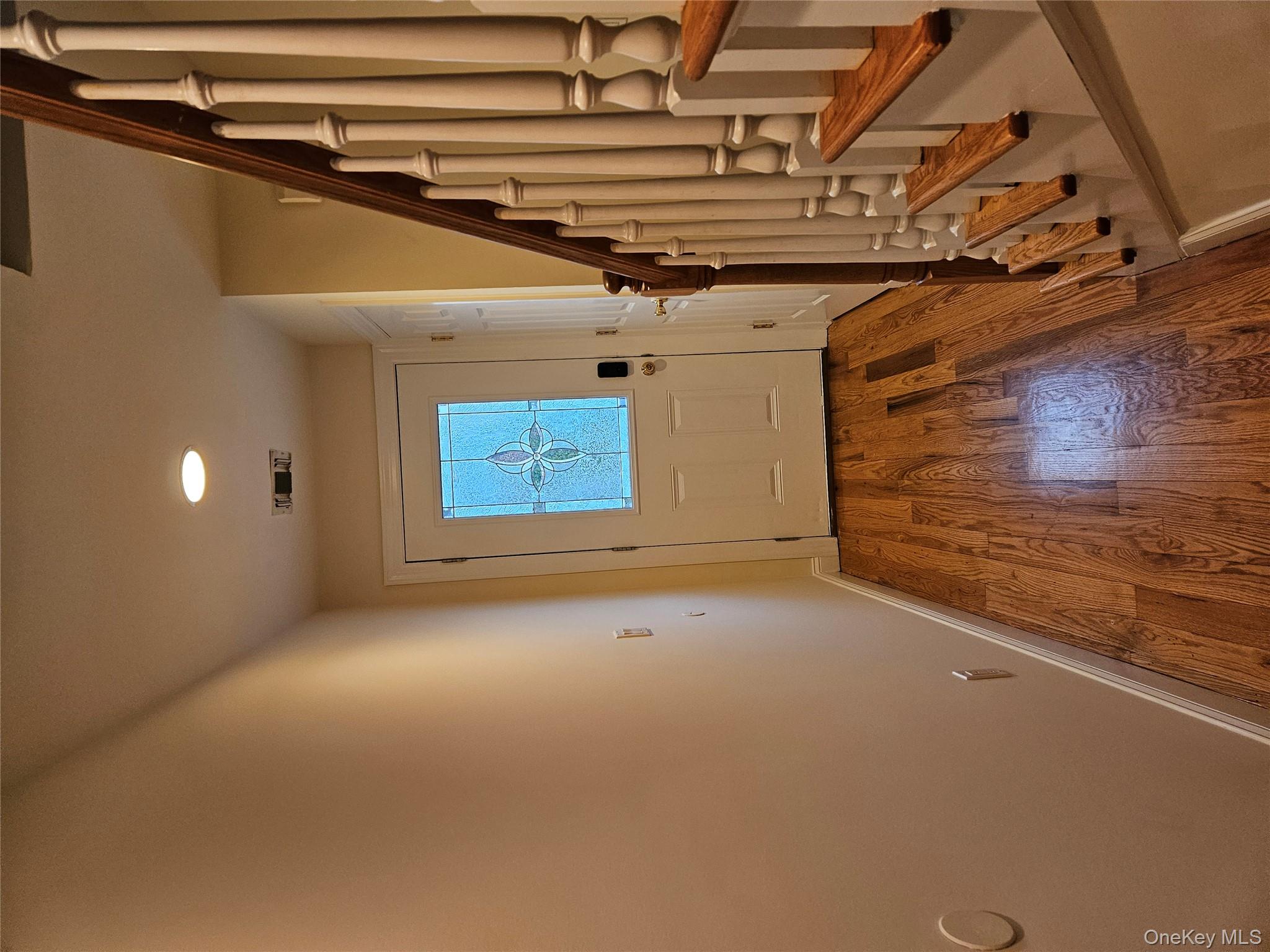 #3 photo, 11A 16th Street, Jericho , NY 11801