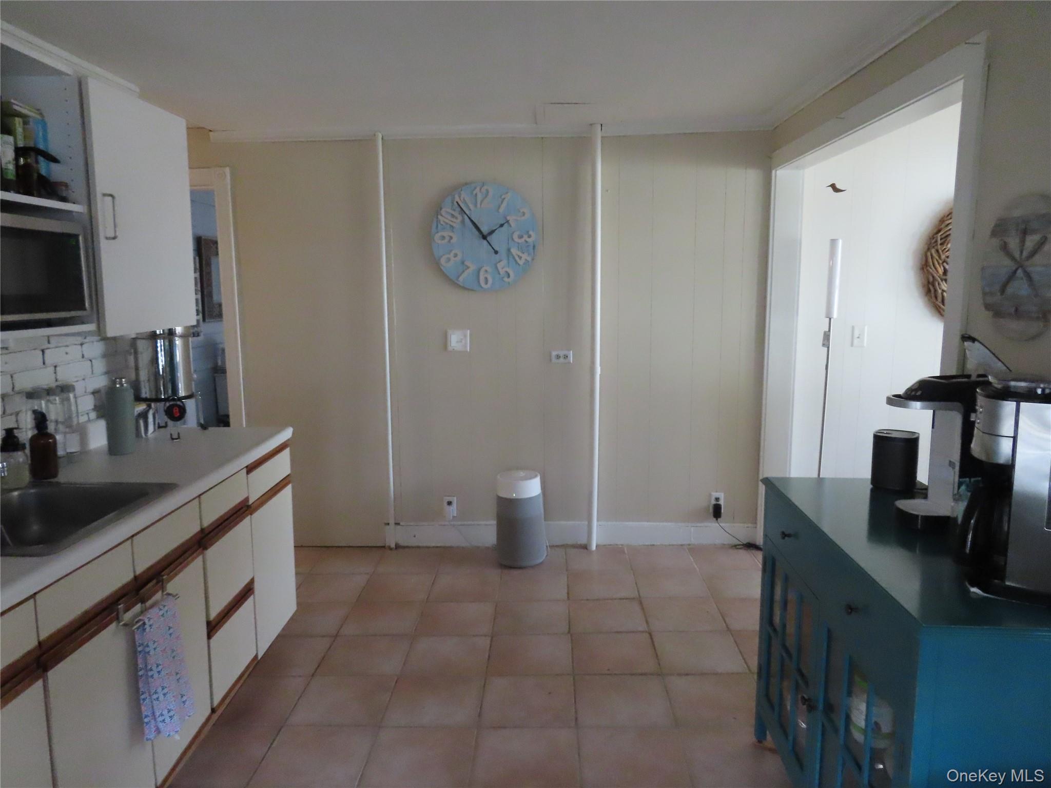 #3 photo, 67 Prospect Street, Babylon , NY 11702