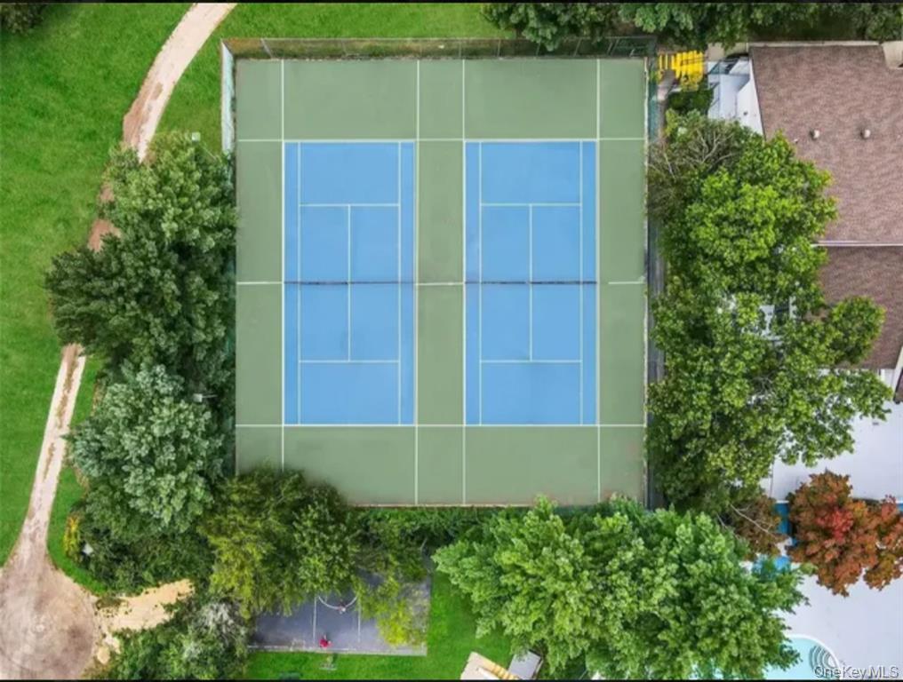 #12 photo, 56 Richmond Boulevard, Ronkonkoma , NY 11779