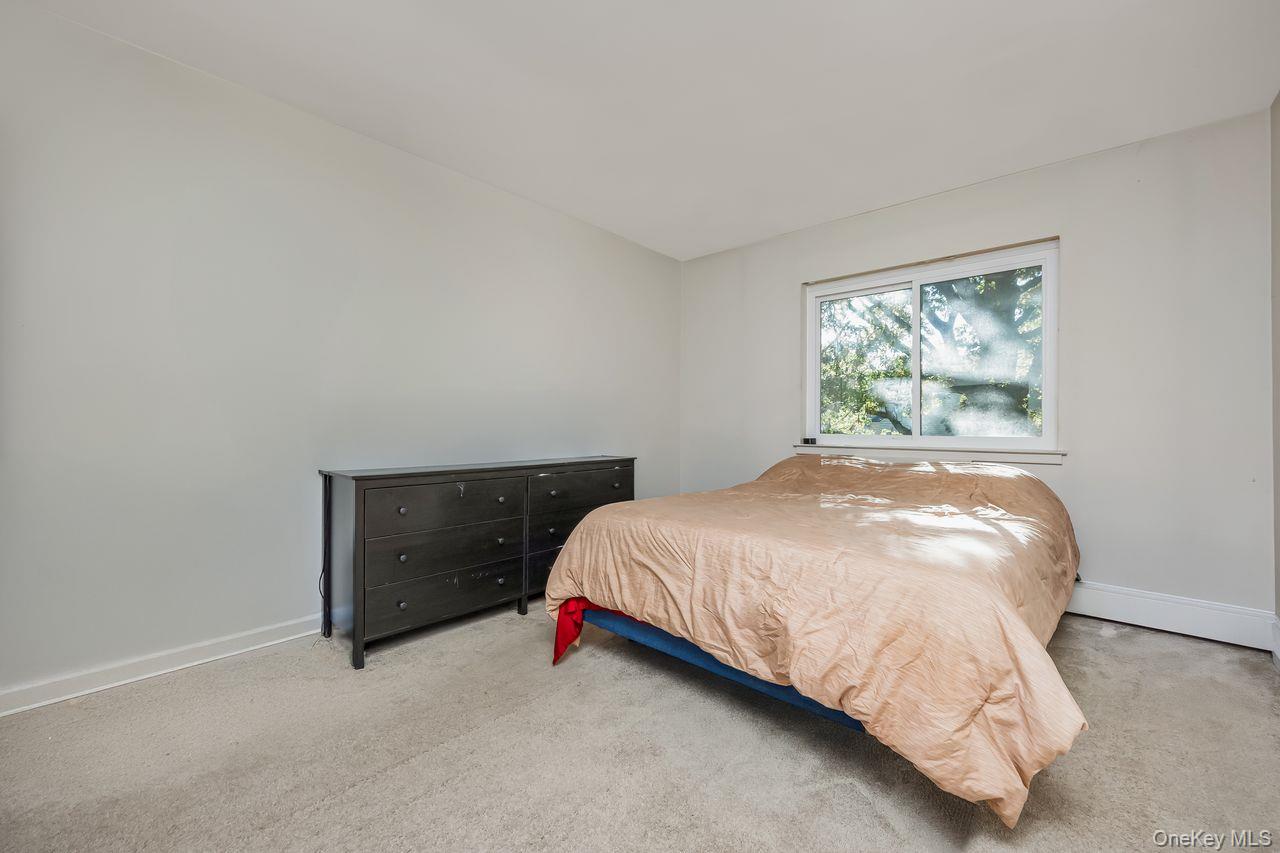 #8 photo, 56 Richmond Boulevard, Ronkonkoma , NY 11779