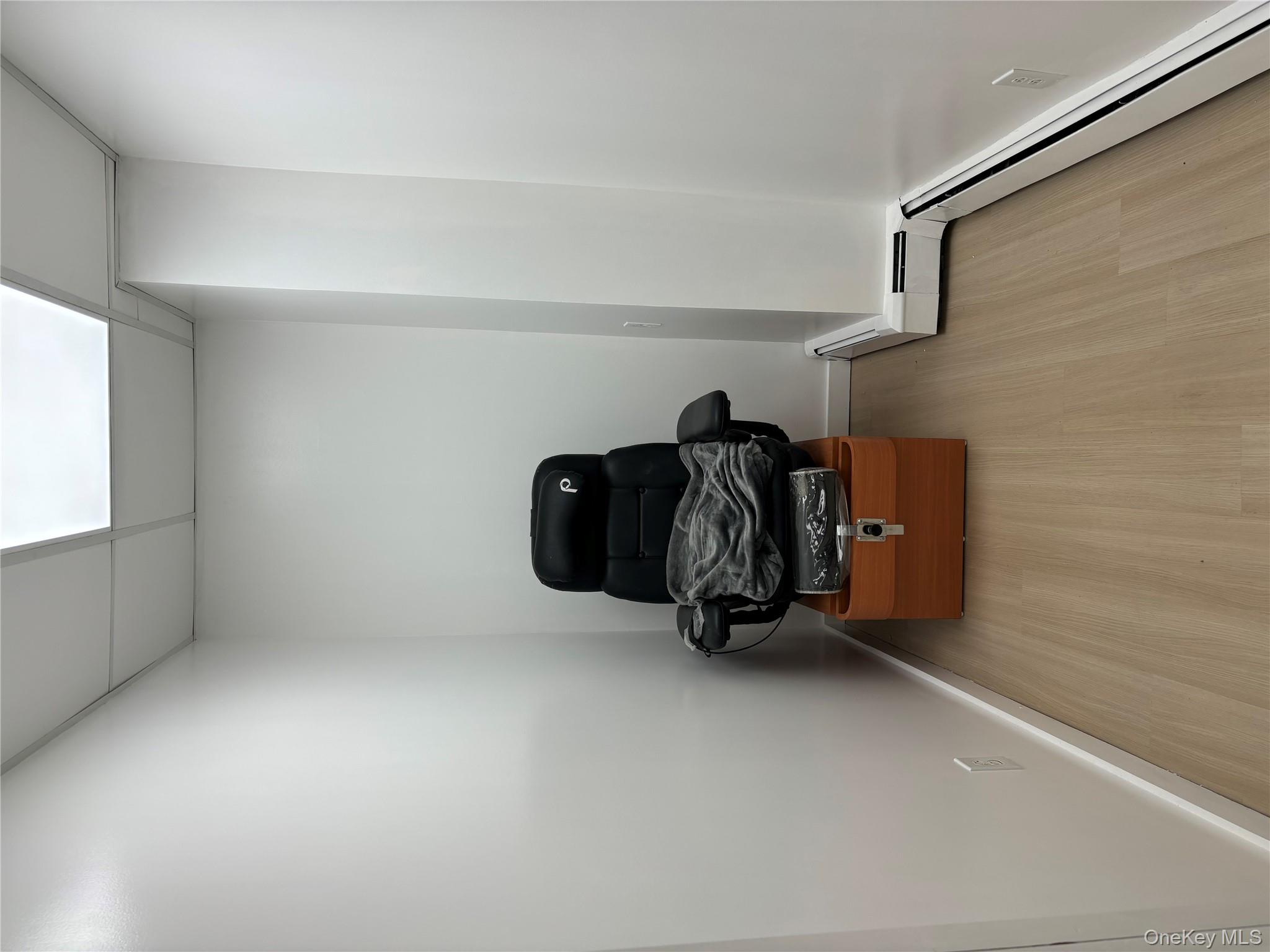 #10 photo, 10 Verbena Avenue, Floral Park , NY 11001