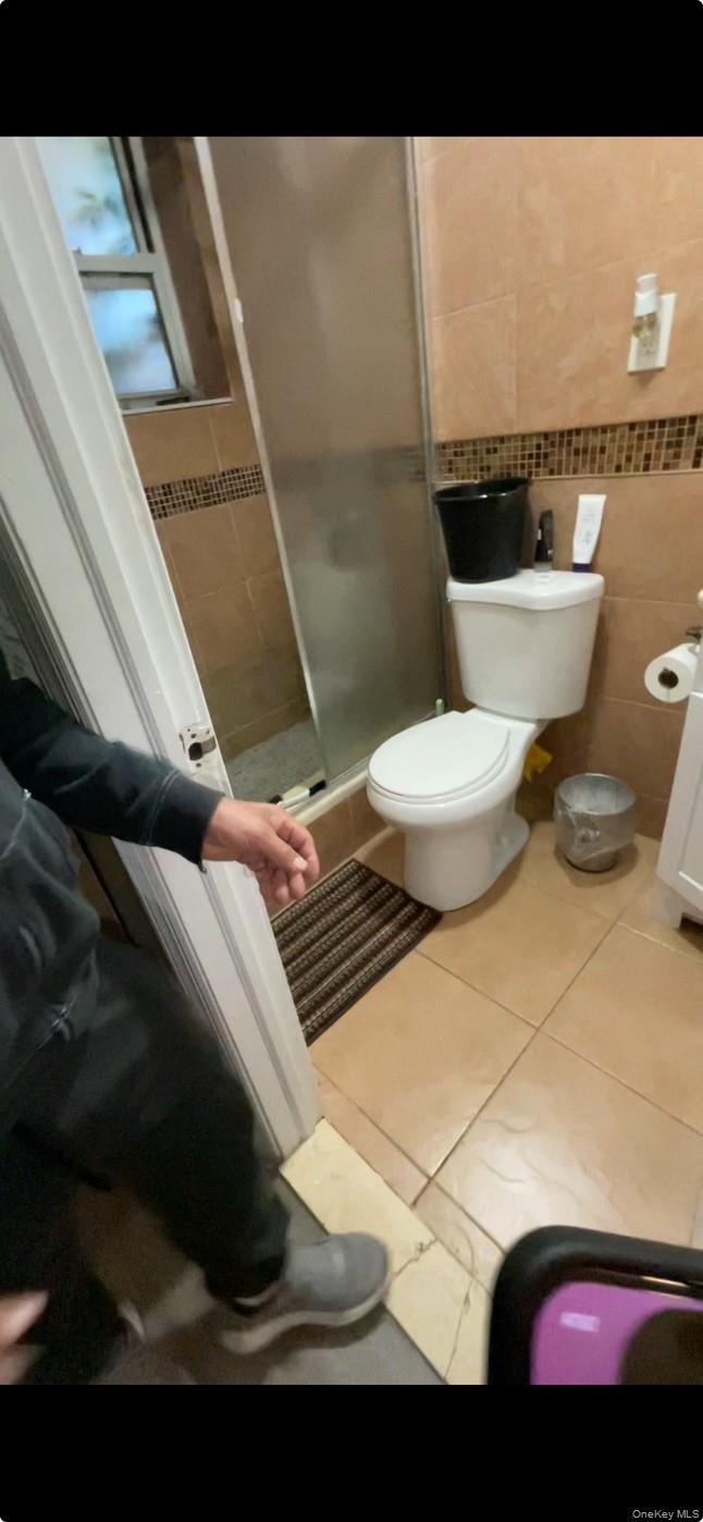 #10 photo, 10518 77th Street, Ozone Park , NY 11417