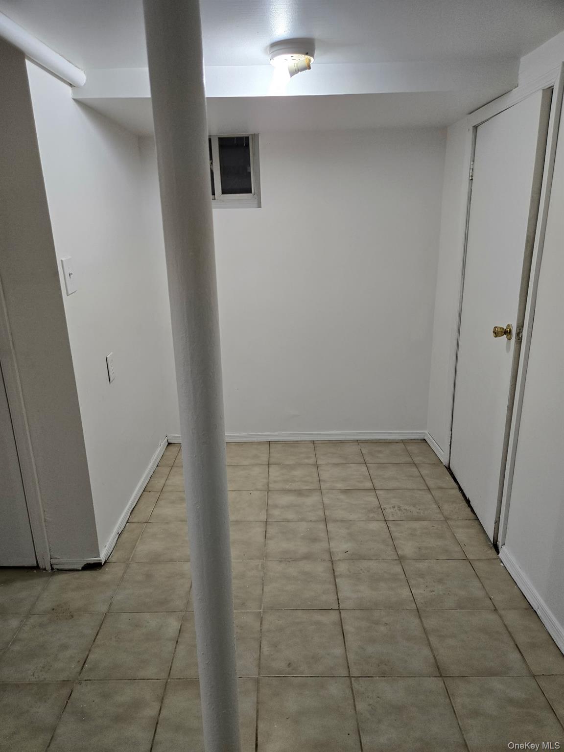 #14 photo, 2515 Far Rockaway Boulevard, Far Rockaway , NY 11691