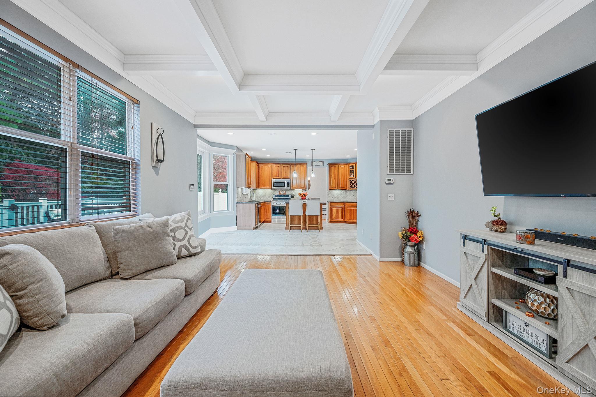 #15 photo, 76 Blueberry Ridge Drive, サフォーク郡 Holtsville , NY 11742