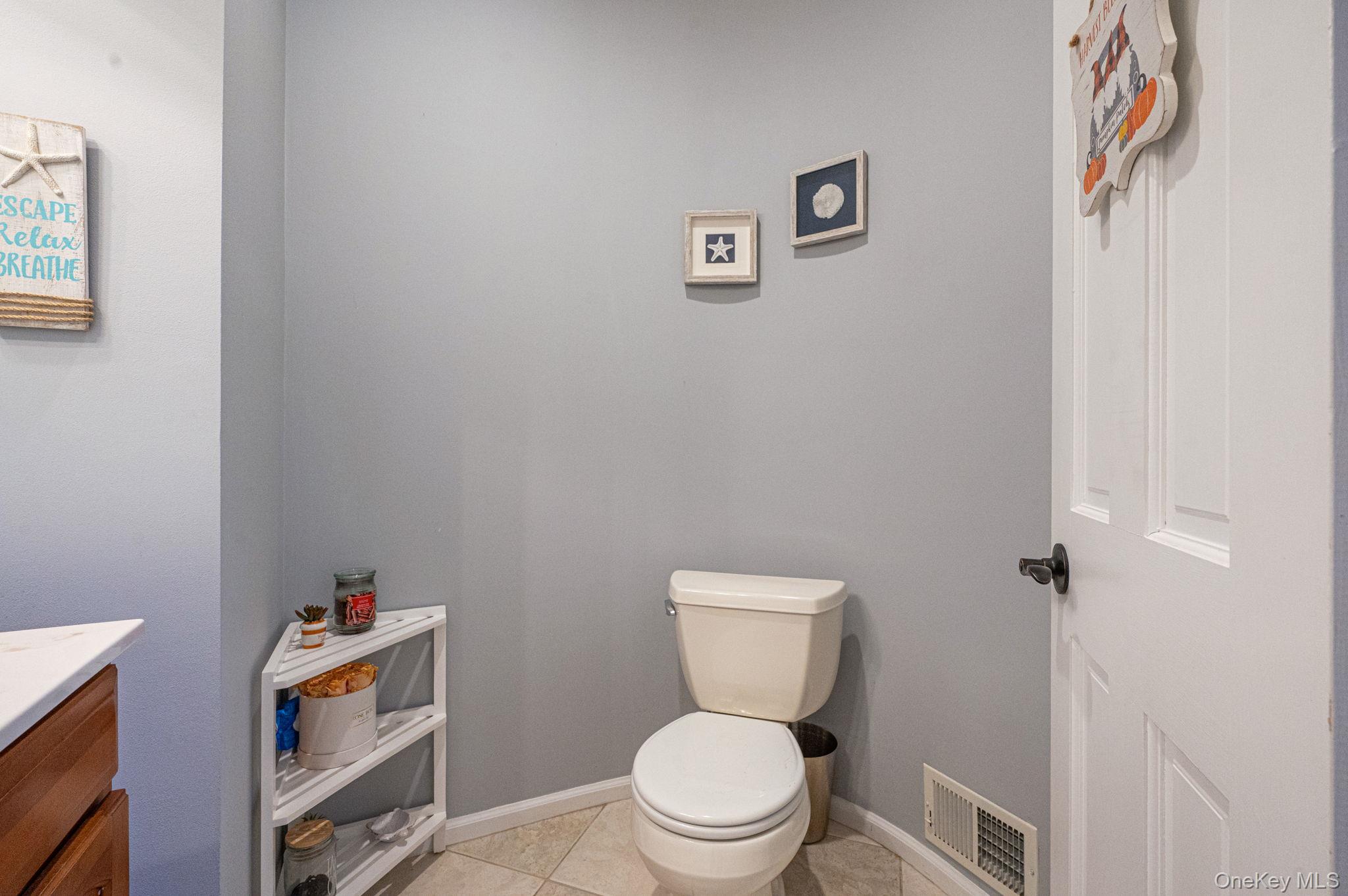 #17 photo, 76 Blueberry Ridge Drive, サフォーク郡 Holtsville , NY 11742