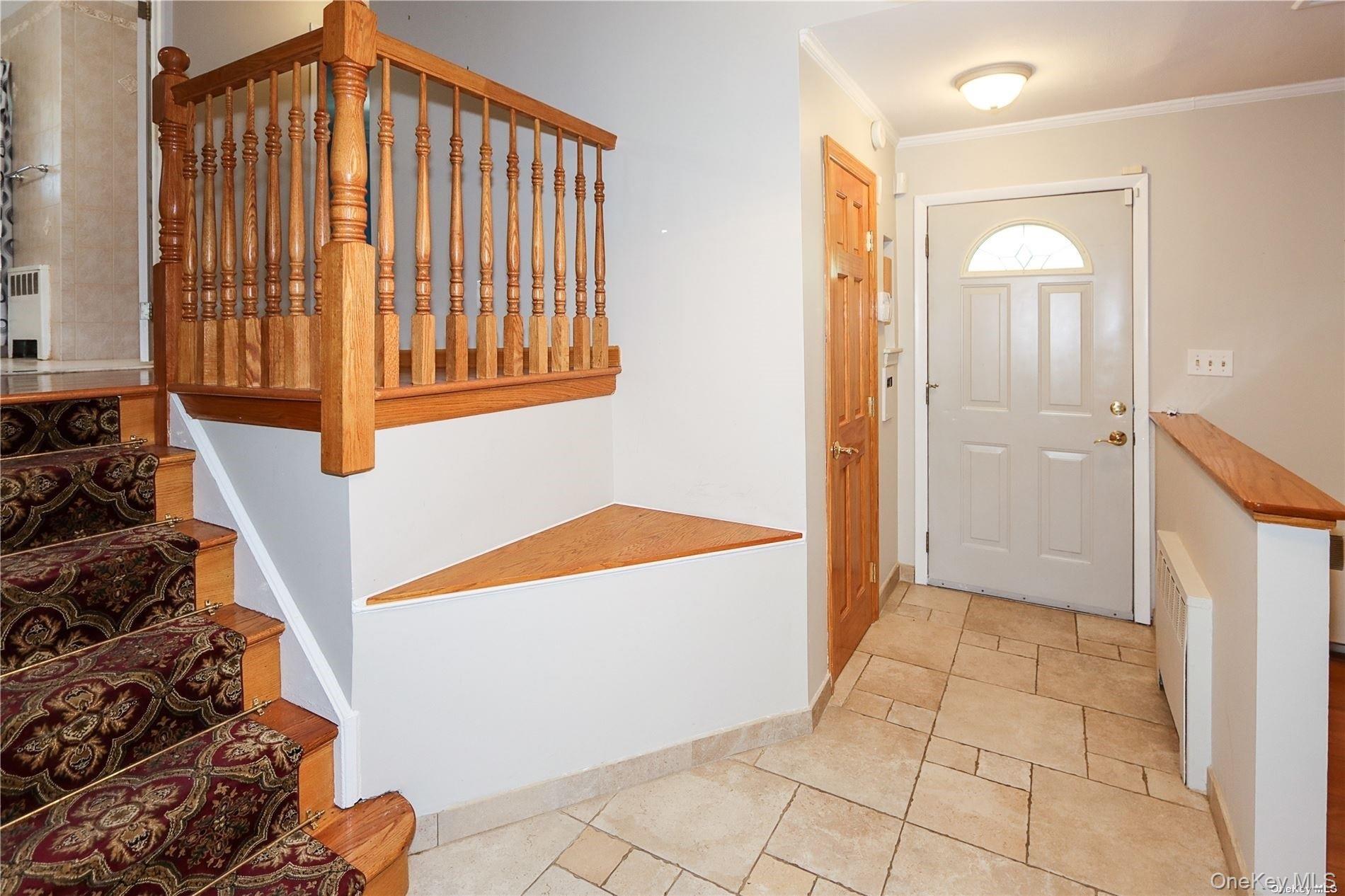 #2 photo, 91 Birchwood Park Drive, Syosset , NY 11791