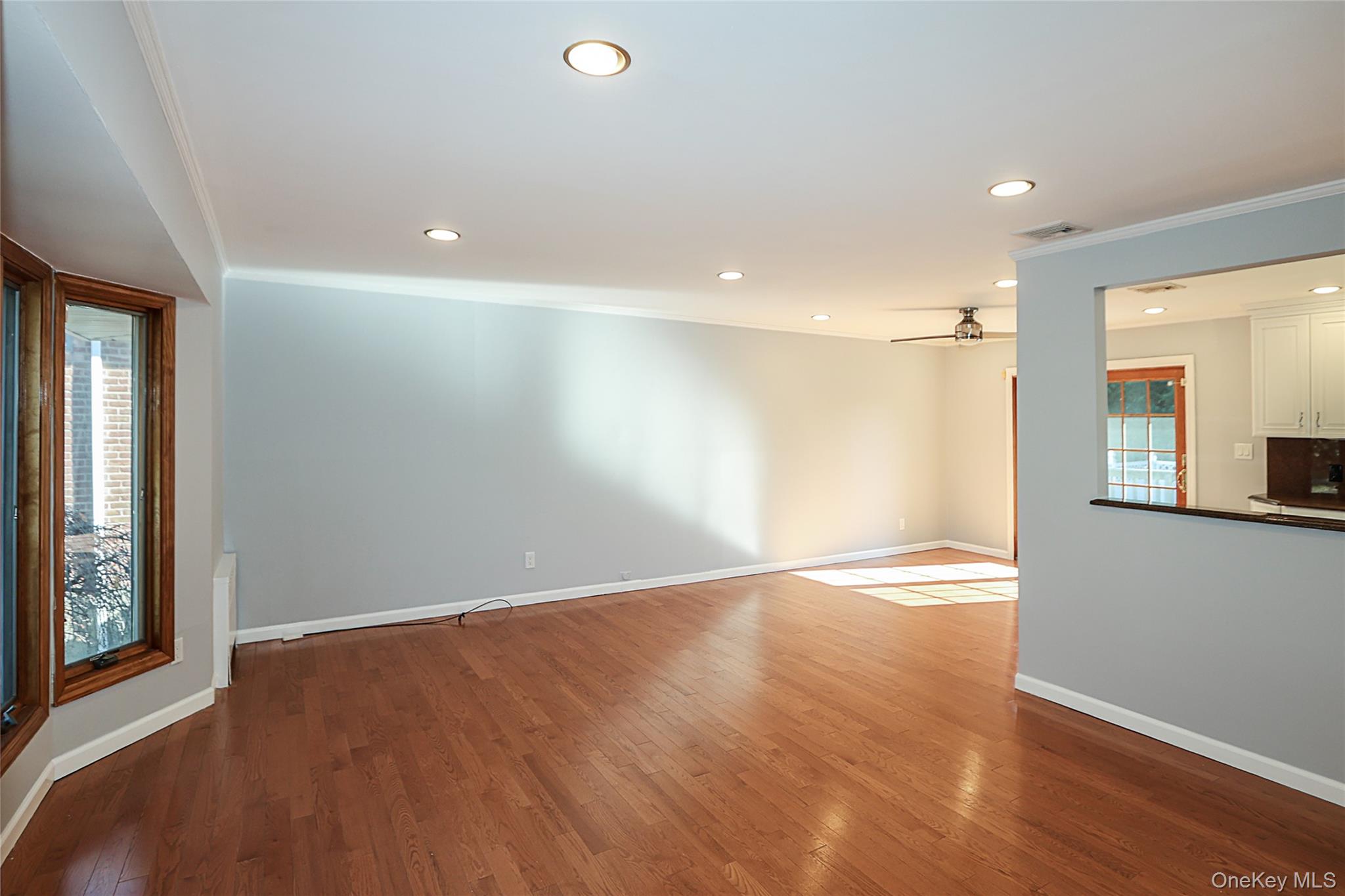 #9 photo, 91 Birchwood Park Drive, Syosset , NY 11791