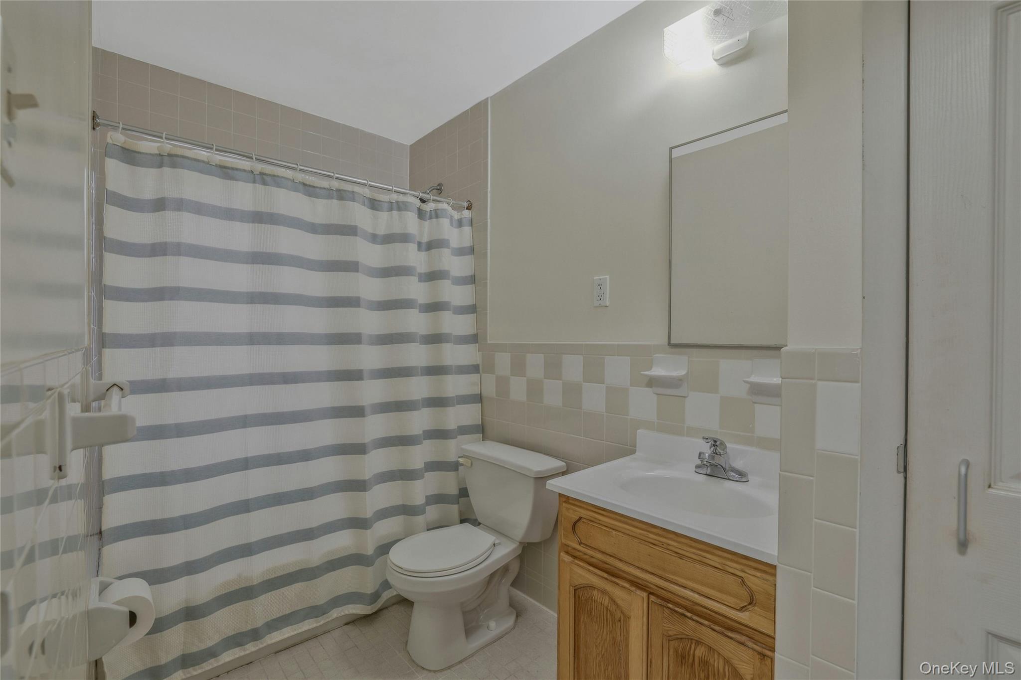 #12 photo, 747 Essex Street, Brooklyn , NY 11208