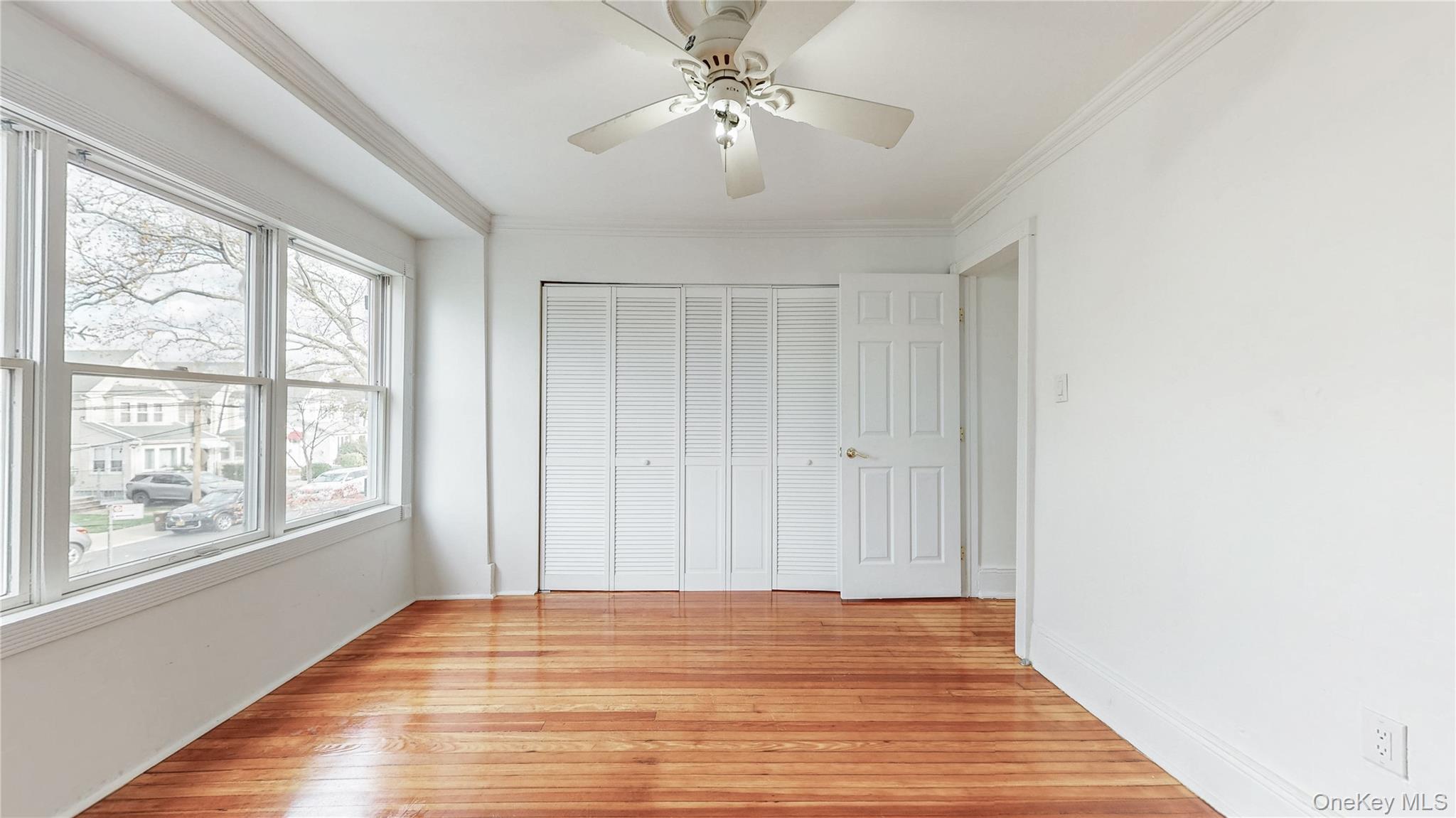 #11 photo, 72-04 Manse Street, Forest Hills , NY 11375