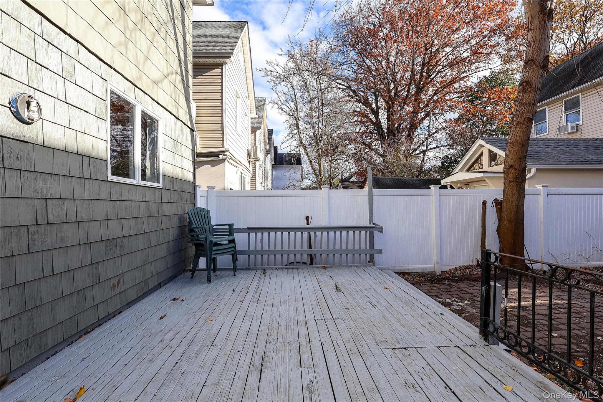 #19 photo, 72-04 Manse Street, Forest Hills , NY 11375