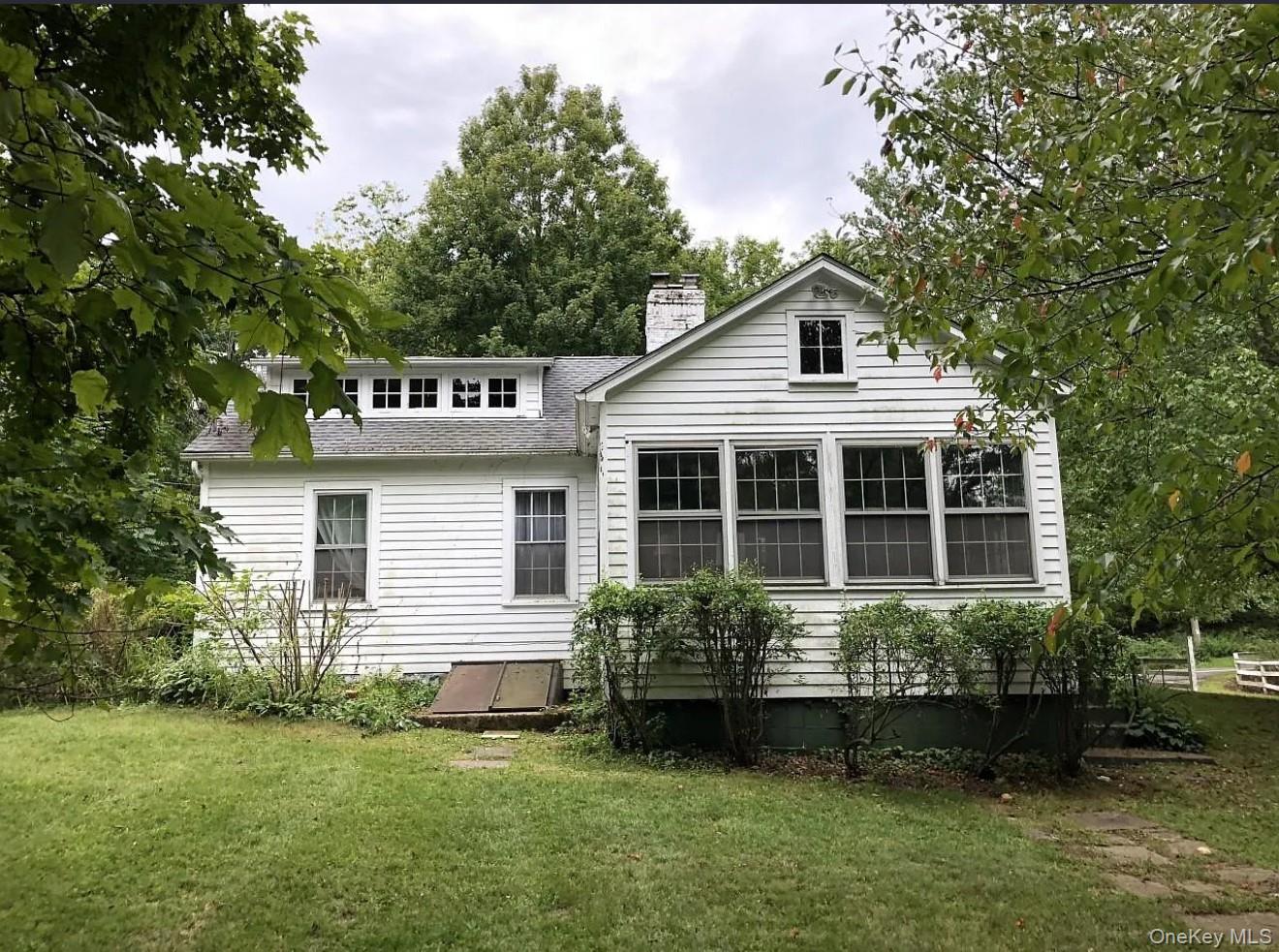 #1 photo, 717 Spring Lake, Red Hook , NY 12571