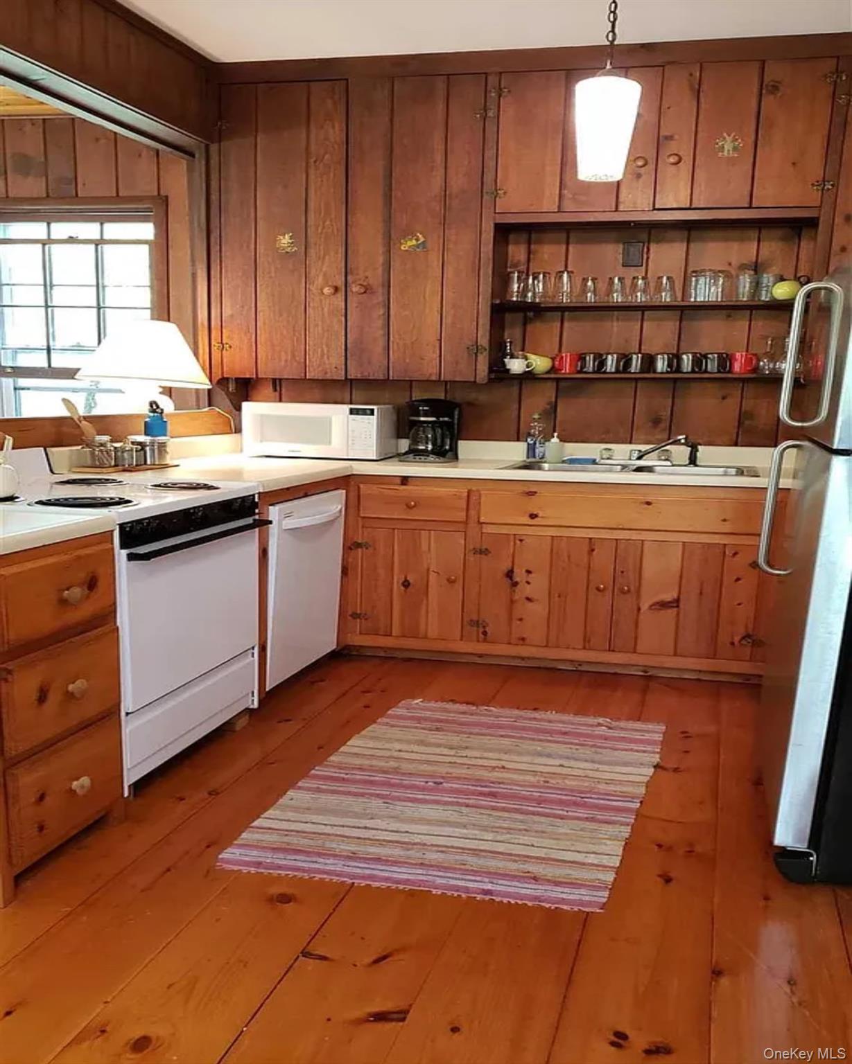 #4 photo, 717 Spring Lake, Red Hook , NY 12571