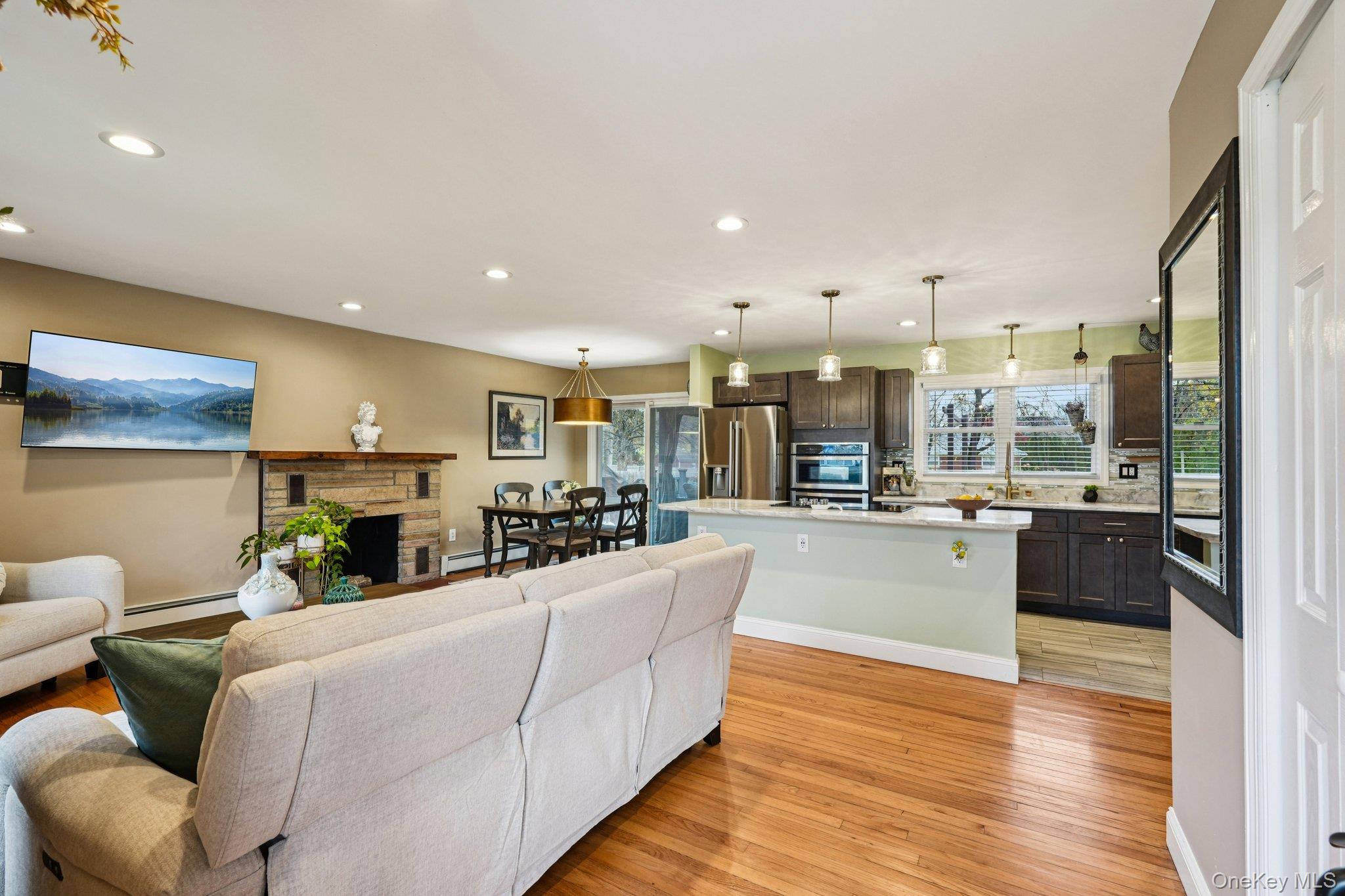 #11 photo, 3 Garden Drive, New Windsor , NY 12553