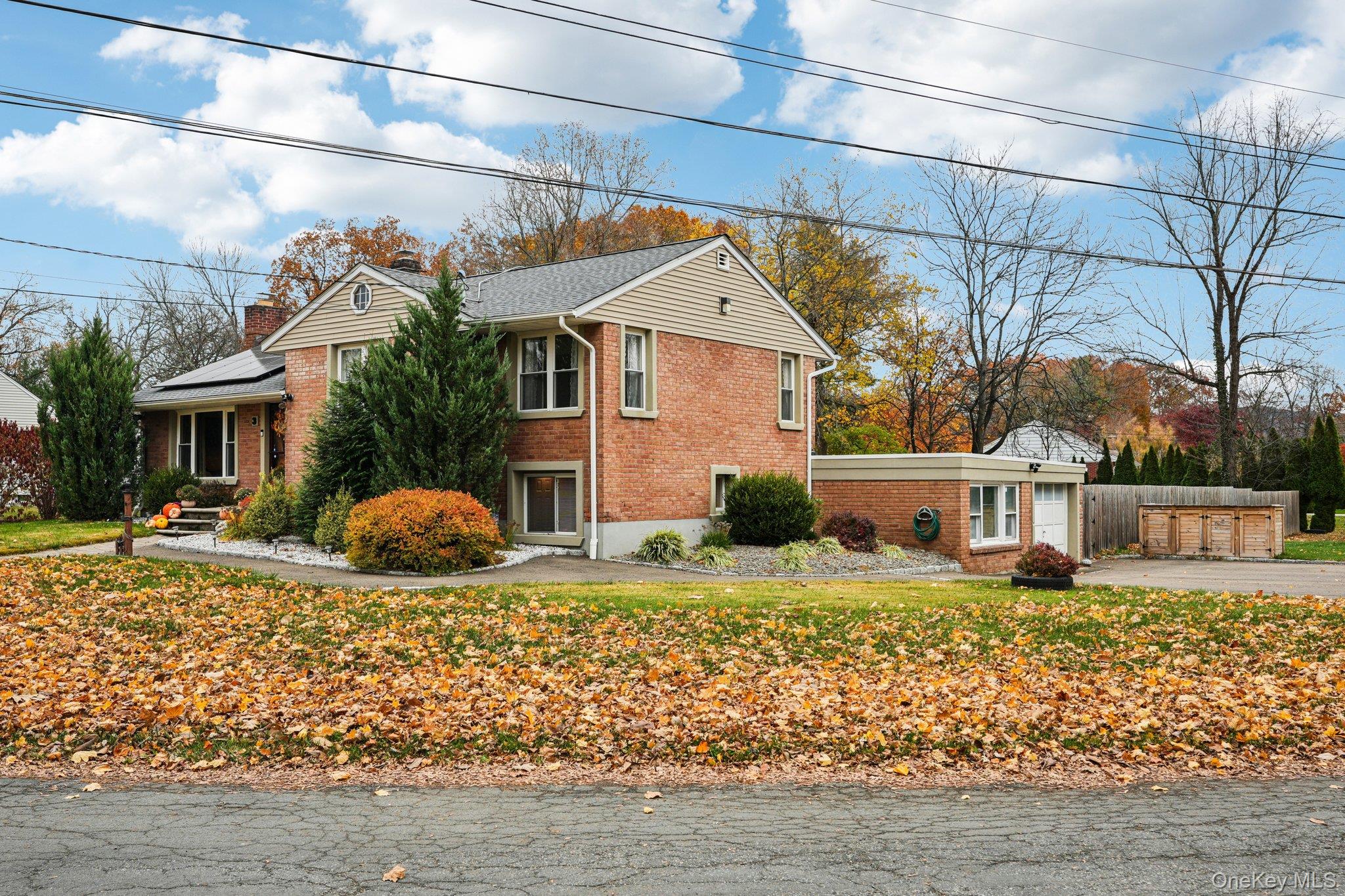 #2 photo, 3 Garden Drive, New Windsor , NY 12553