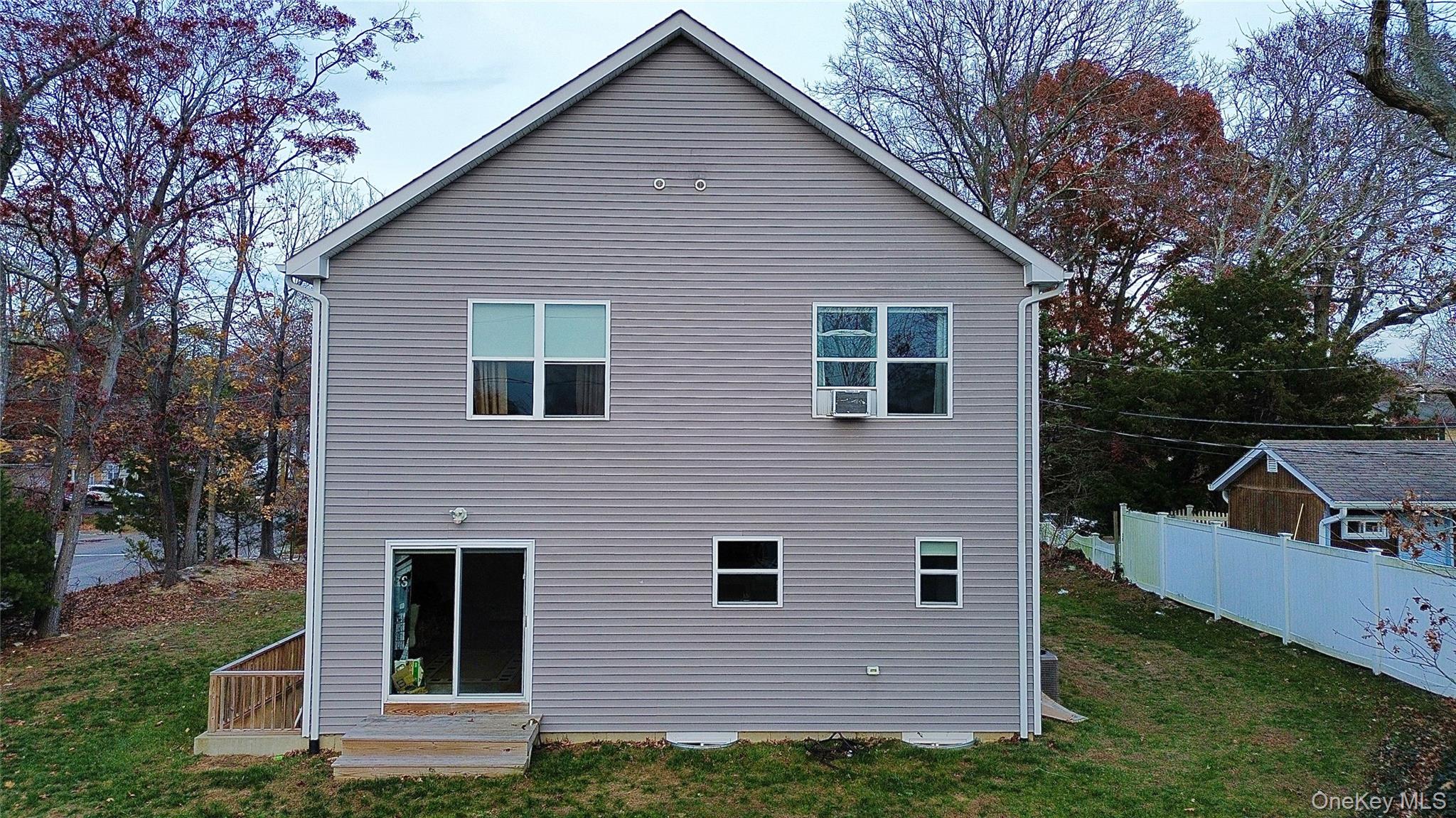 #3 photo, 2 Winfield Davis Drive, Coram , NY 11727