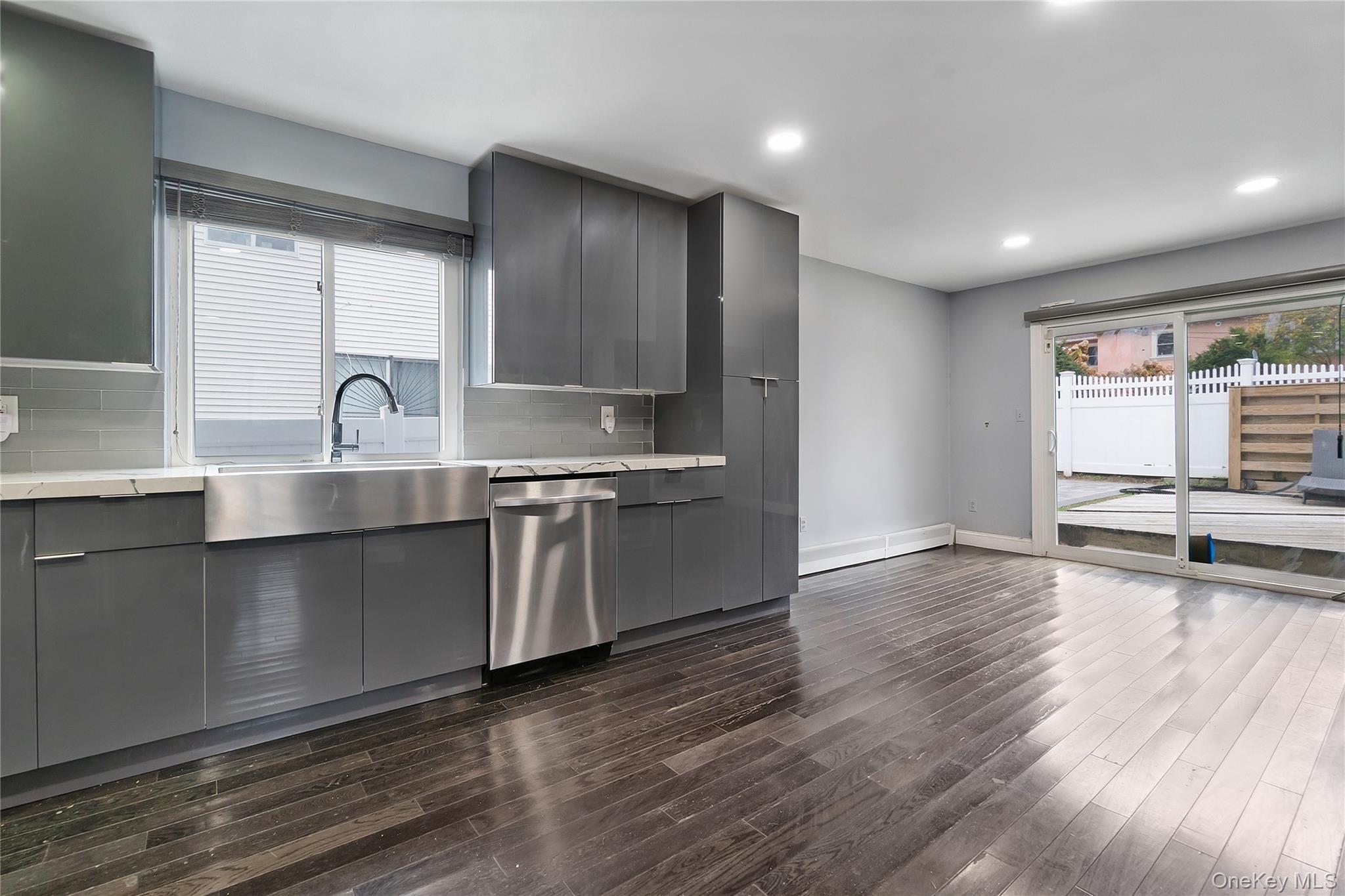 #10 photo, 31-14 Healy Avenue, Bayswater , NY 11691