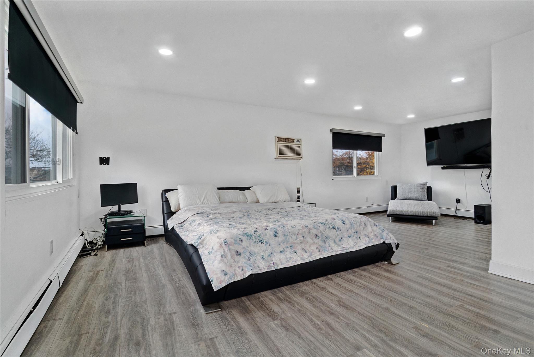 #13 photo, 31-14 Healy Avenue, Bayswater , NY 11691