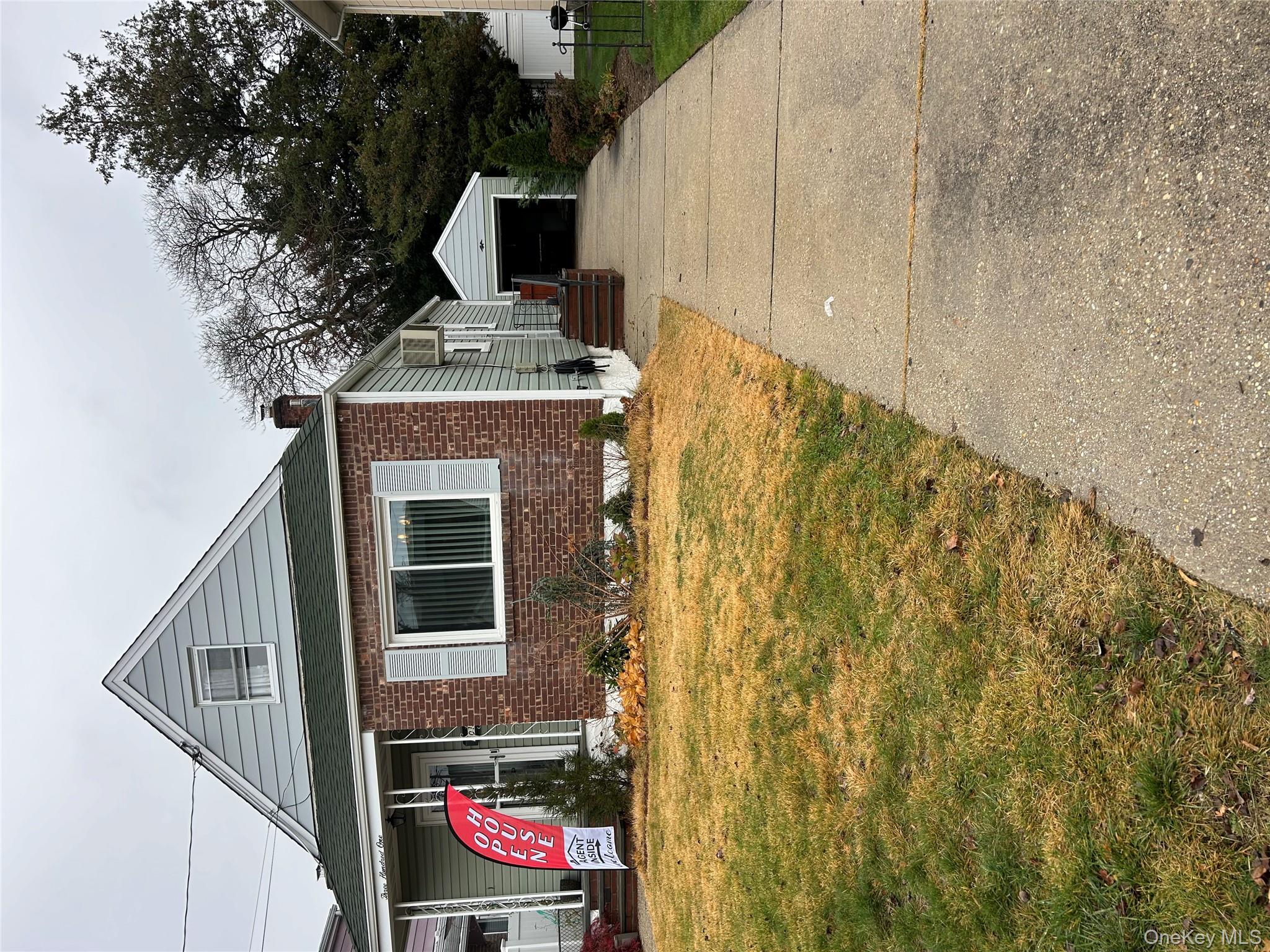 #10 photo, 301 Hoffman Street, Franklin Square , NY 11010