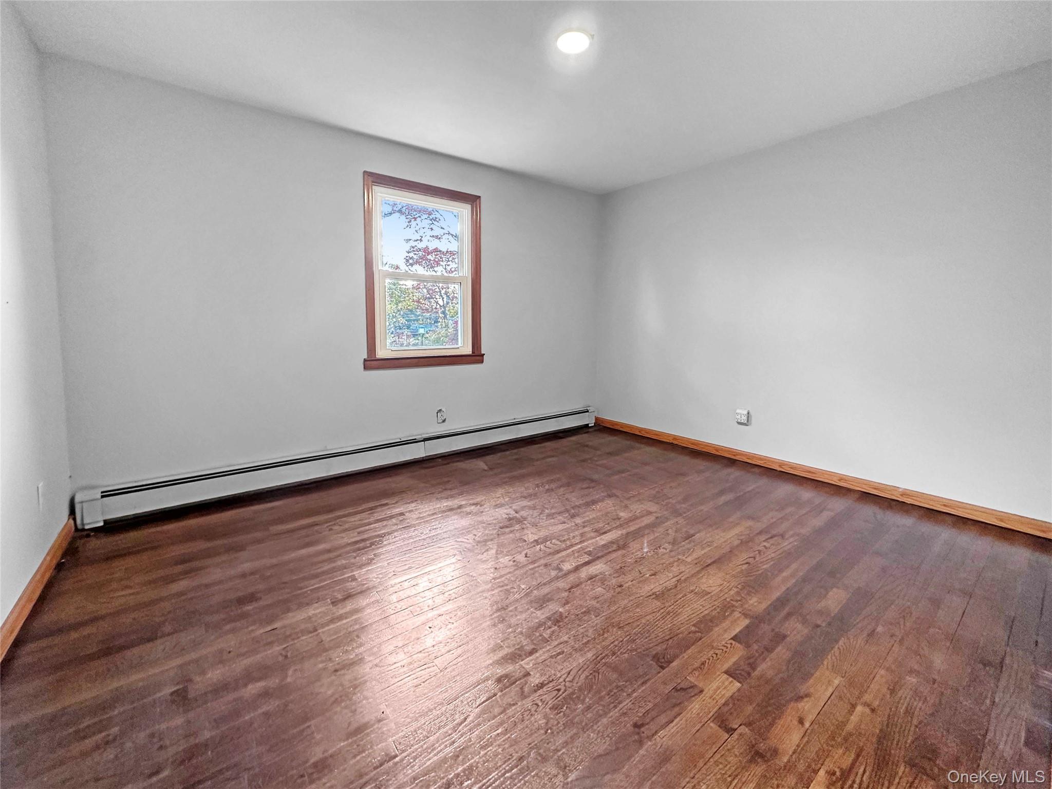 #5 photo, 143 Walter Avenue, Hauppauge , NY 11788