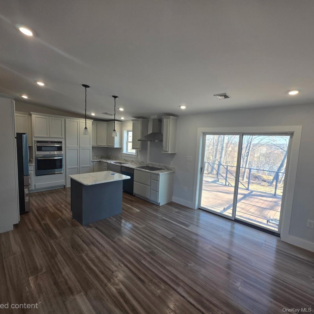 #10 photo, 42 Sands Avenue, Milton , NY 12547