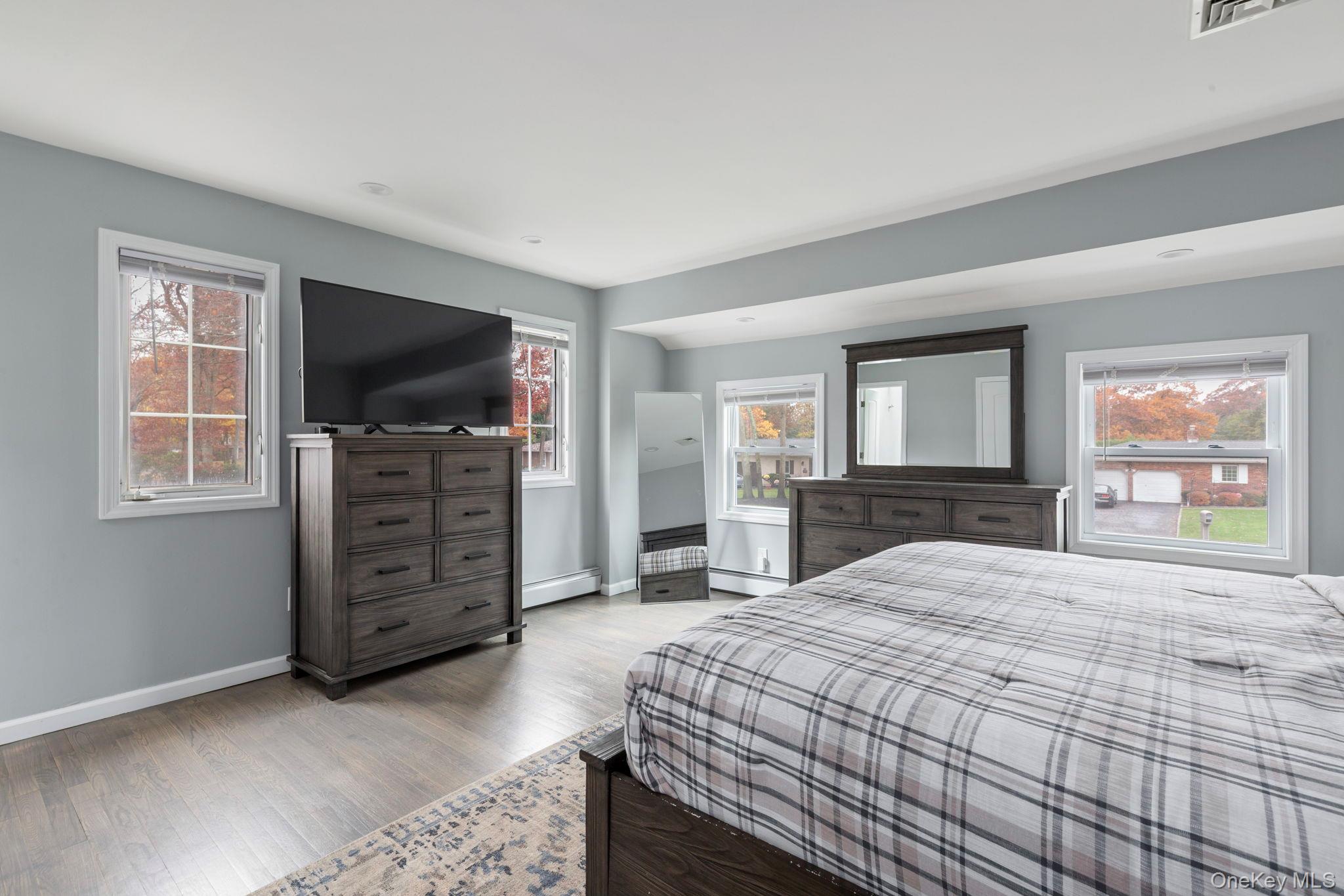 #16 photo, 17 Diane Court, Nesconset , NY 11767