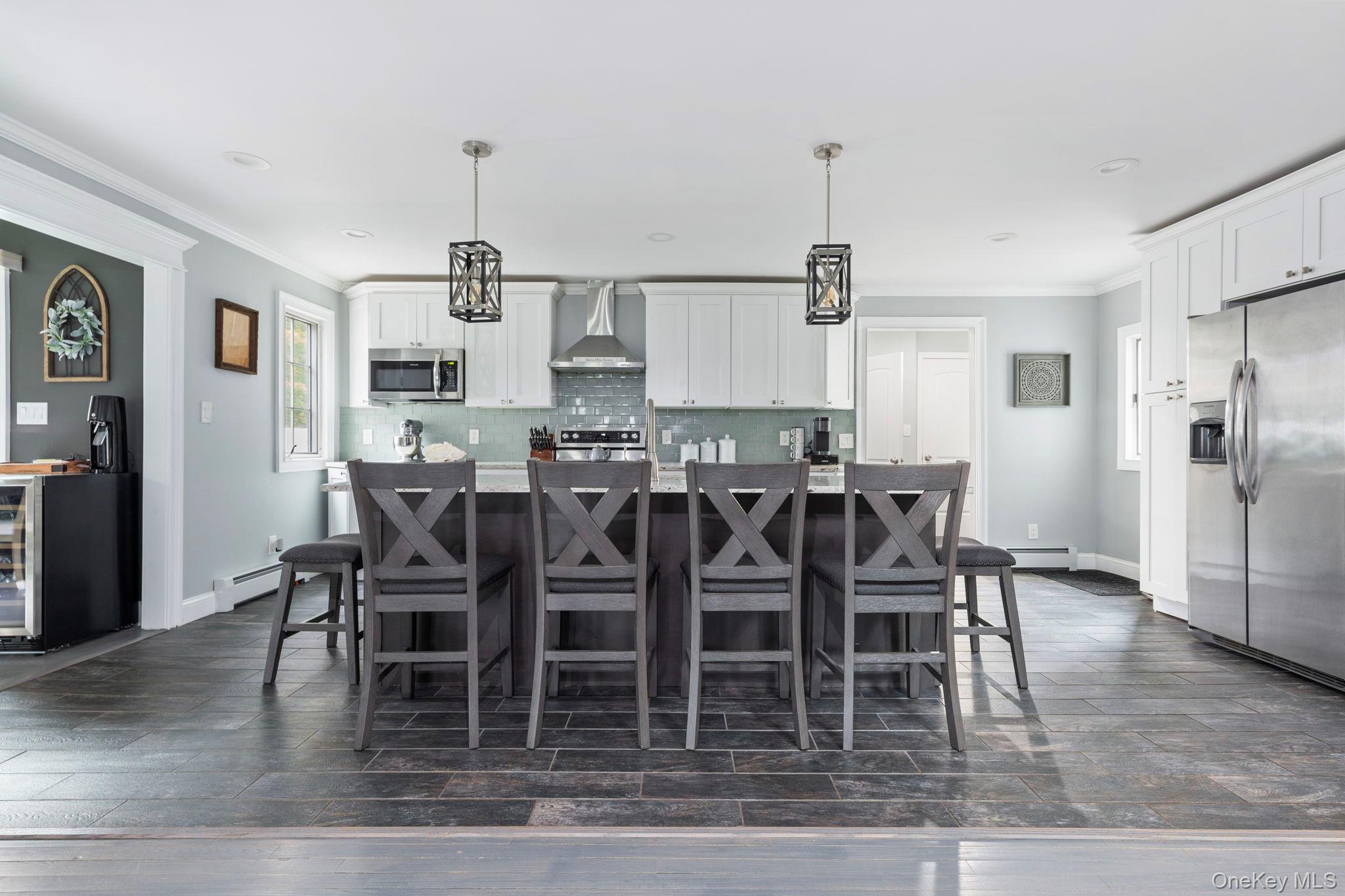 #5 photo, 17 Diane Court, Nesconset , NY 11767