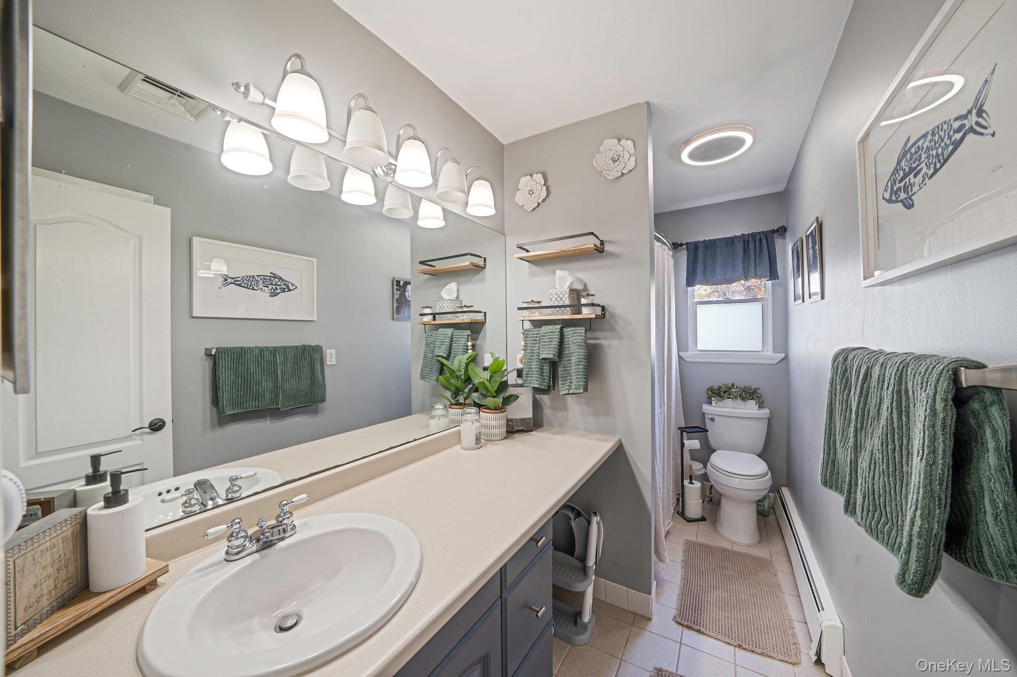 #15 photo, 3 Vee Jay Drive, Shoreham , NY 11786