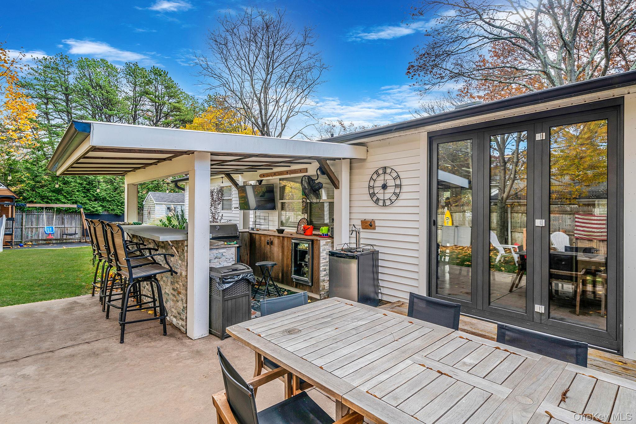 #16 photo, 3 Vee Jay Drive, Shoreham , NY 11786