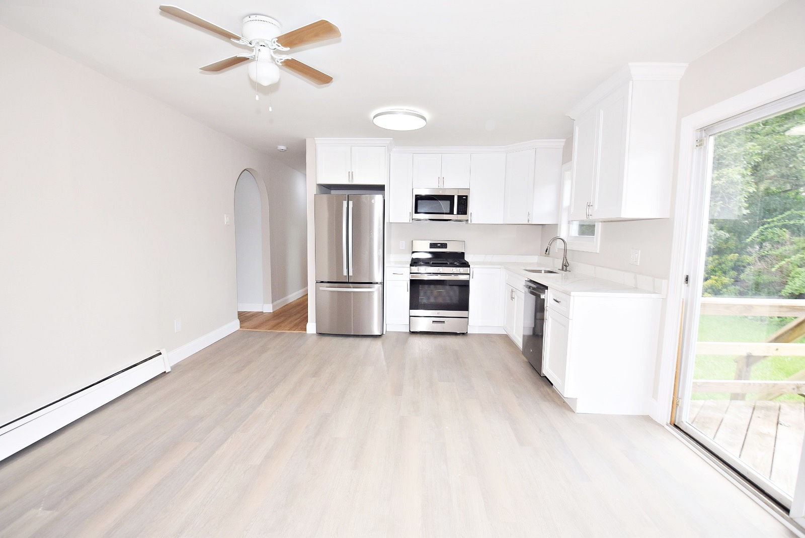 #5 photo, 147 Maida Ave, サフォーク郡 Deer Park , NY 11729