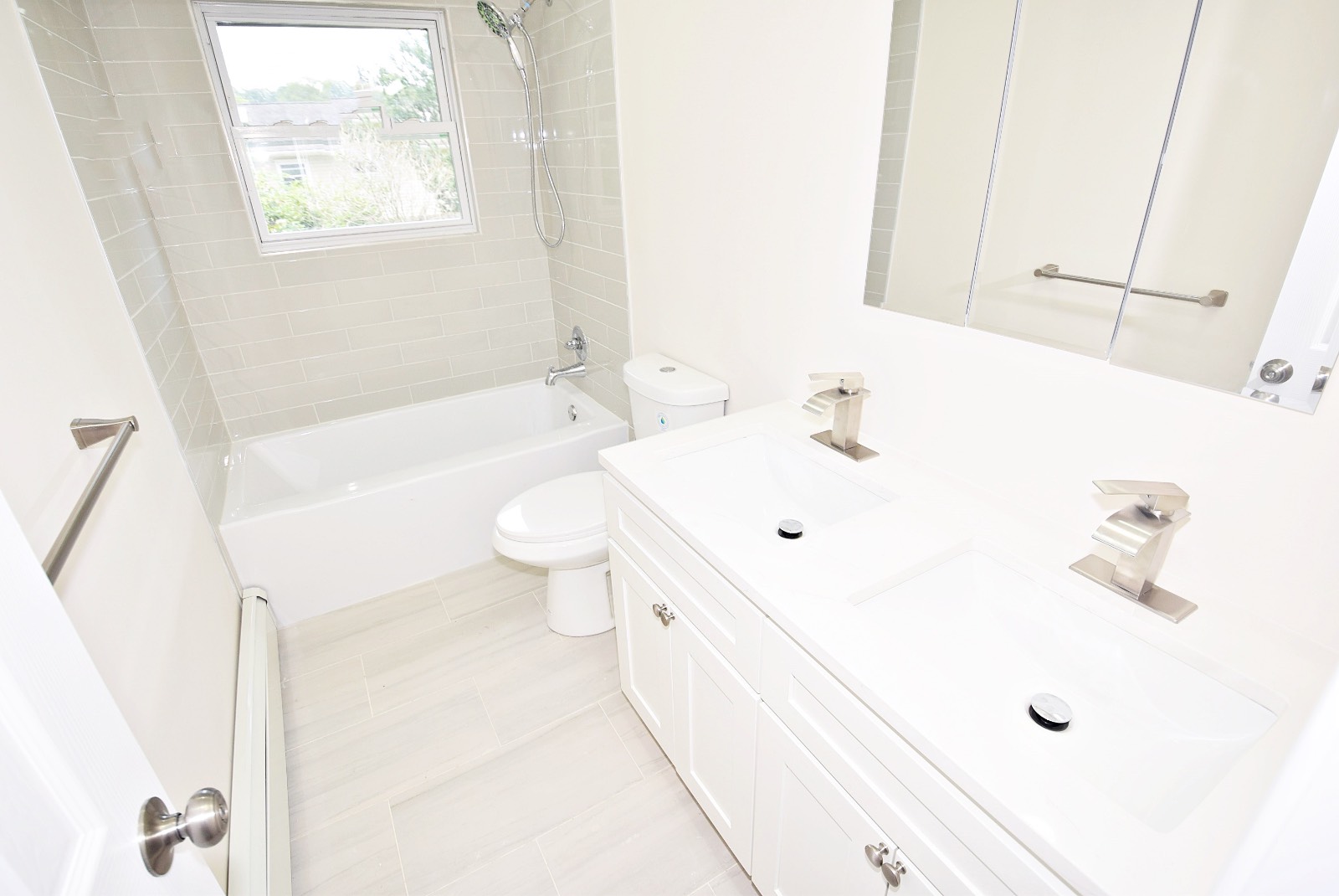 #9 photo, 147 Maida Ave, サフォーク郡 Deer Park , NY 11729