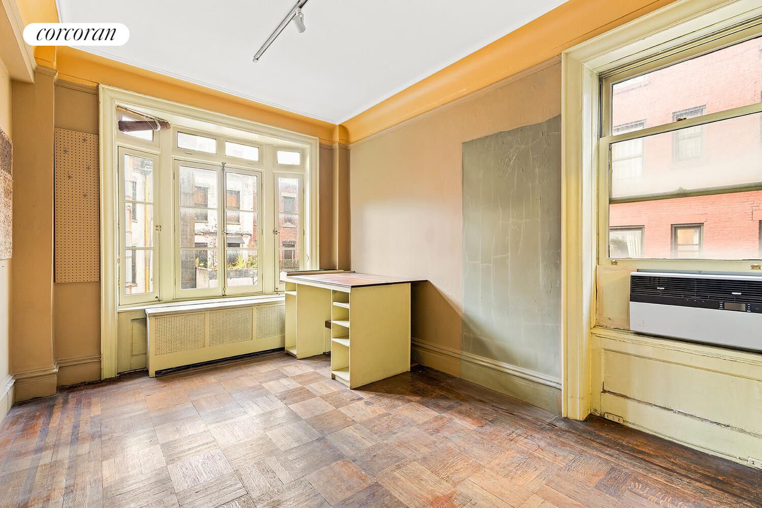 #4 photo, 105 W 72ND Street, Upper West Side , NY 10023