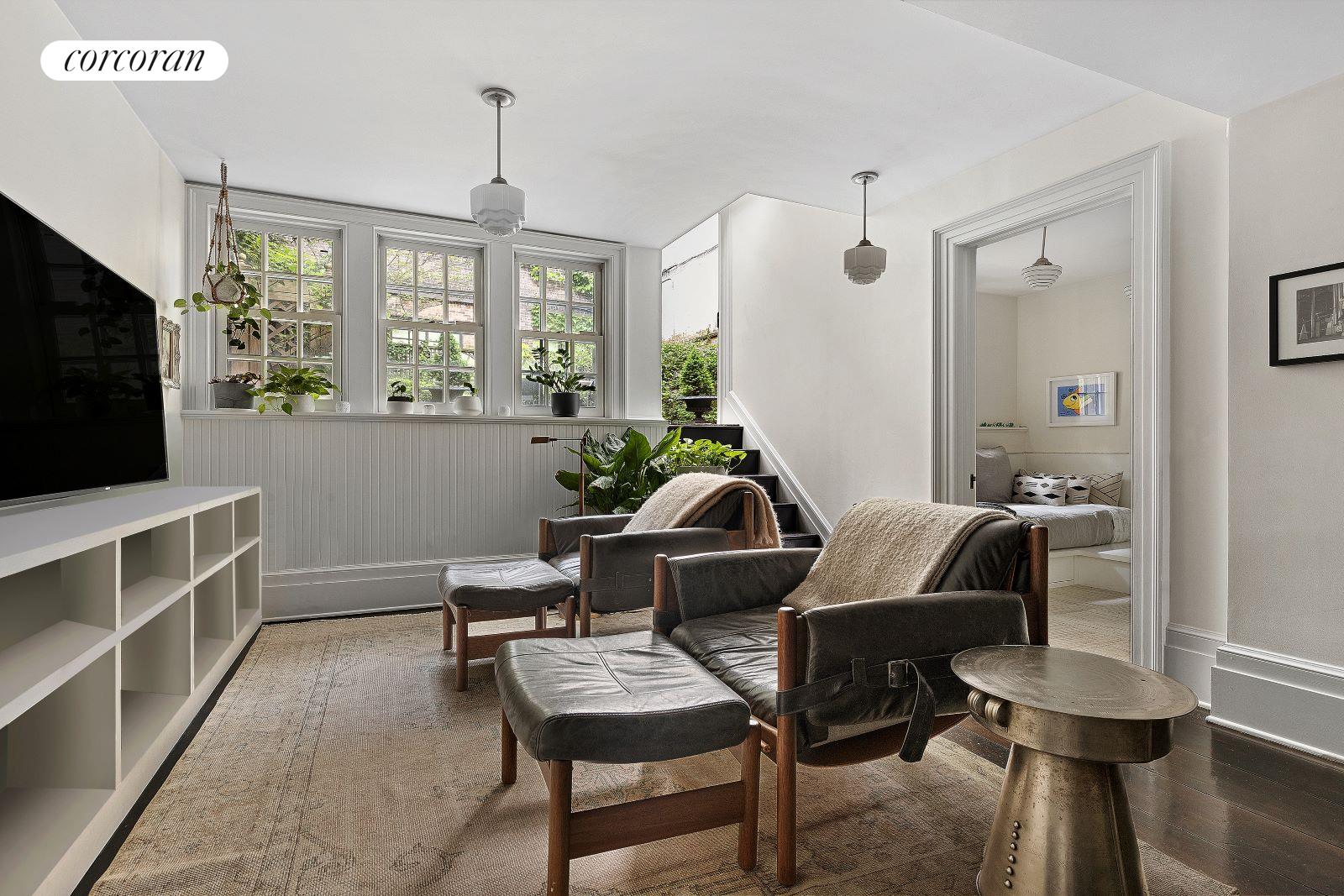 #10 photo, New York City, West Village , NY 10014