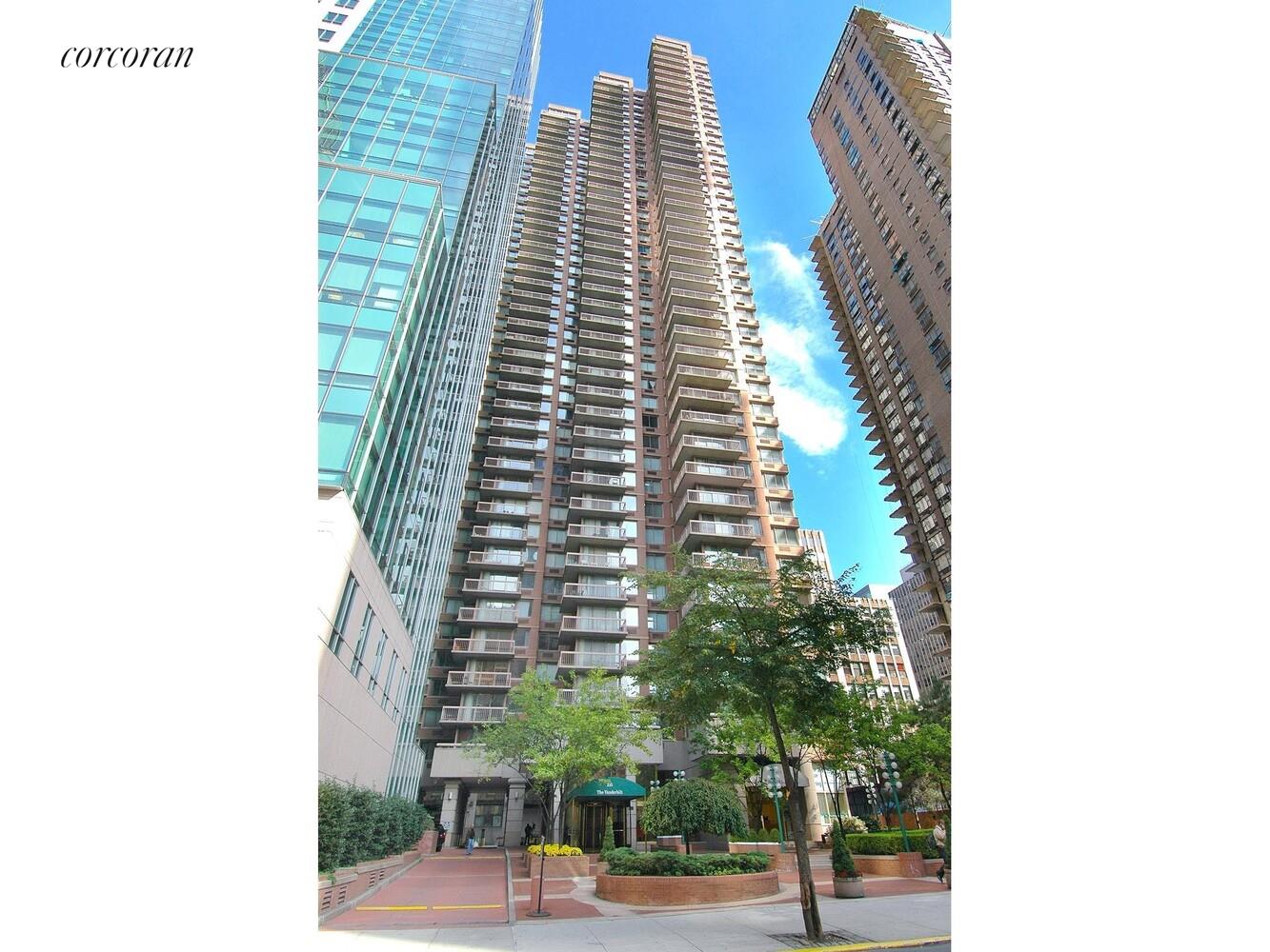 #18 photo, 235 E 40TH Street, Murray Hill , NY 10016