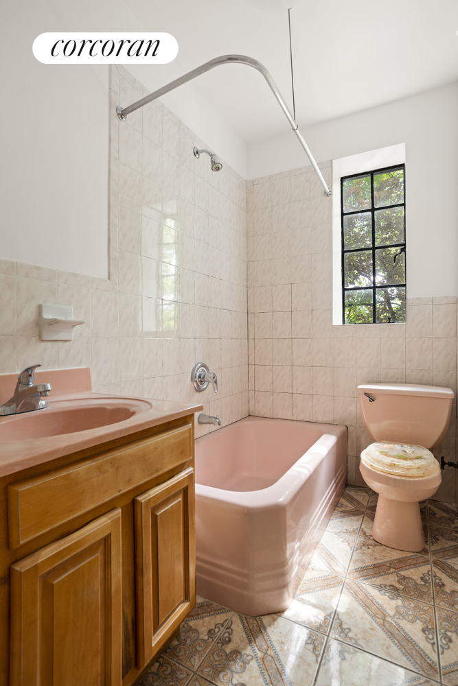 #10 photo, 116 PINEHURST Avenue, Hudson Heights , NY 10033